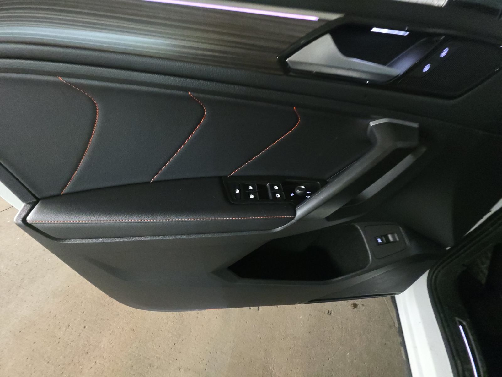 2024 Volkswagen Tiguan 2.0T Wolfsburg Edition FWD