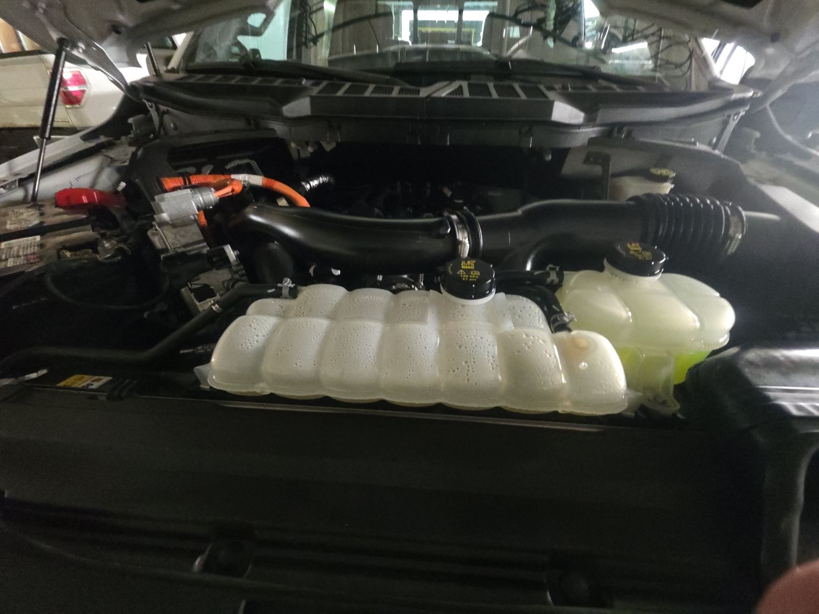 2024 Ford F-150 Hybrid XLT AWD