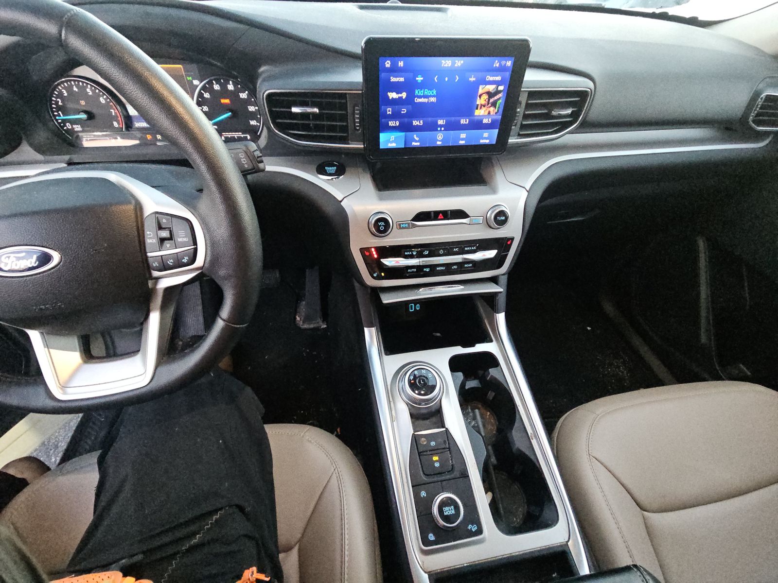 2024 Ford Explorer XLT AWD