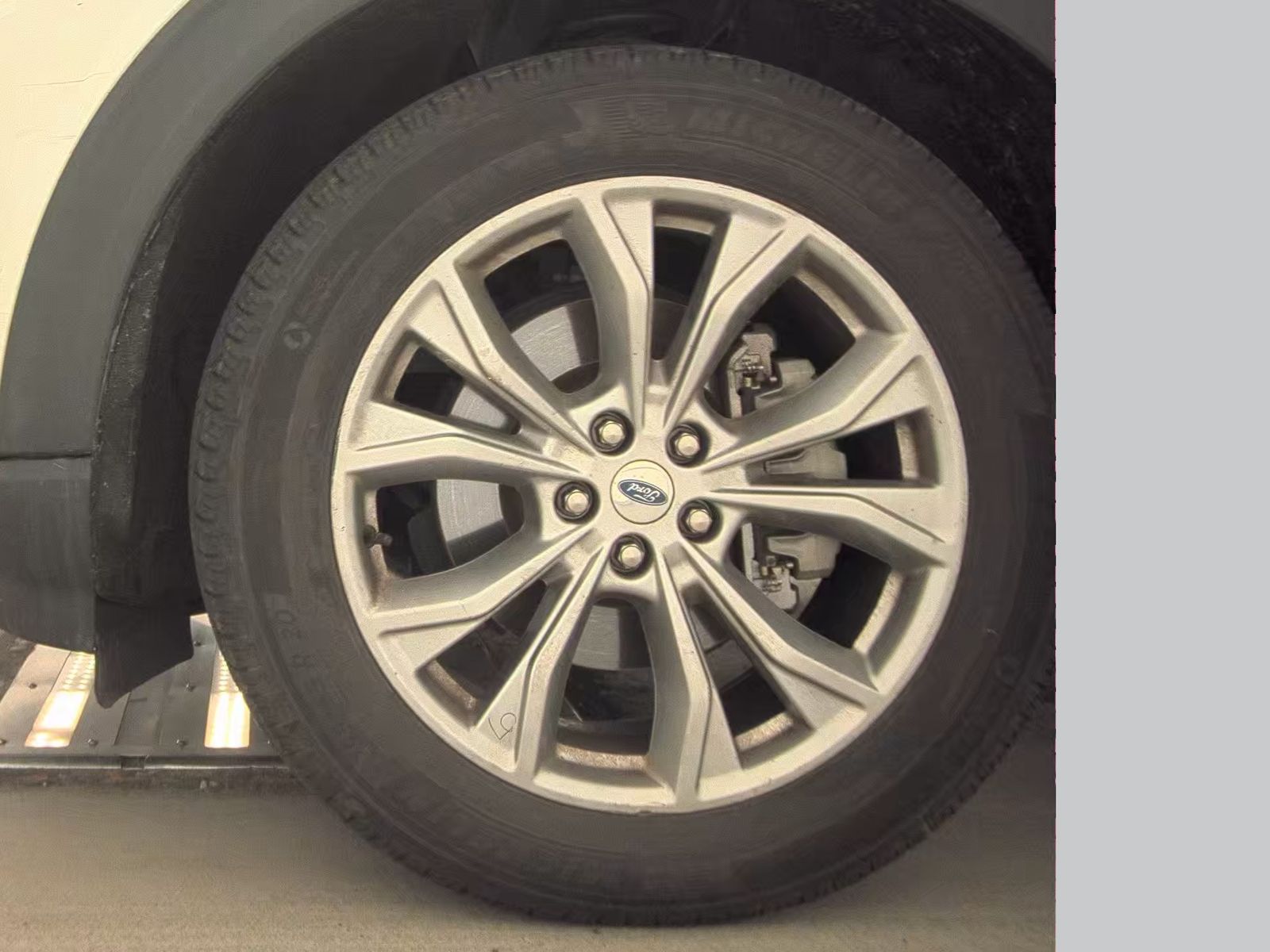 2024 Ford Explorer XLT AWD