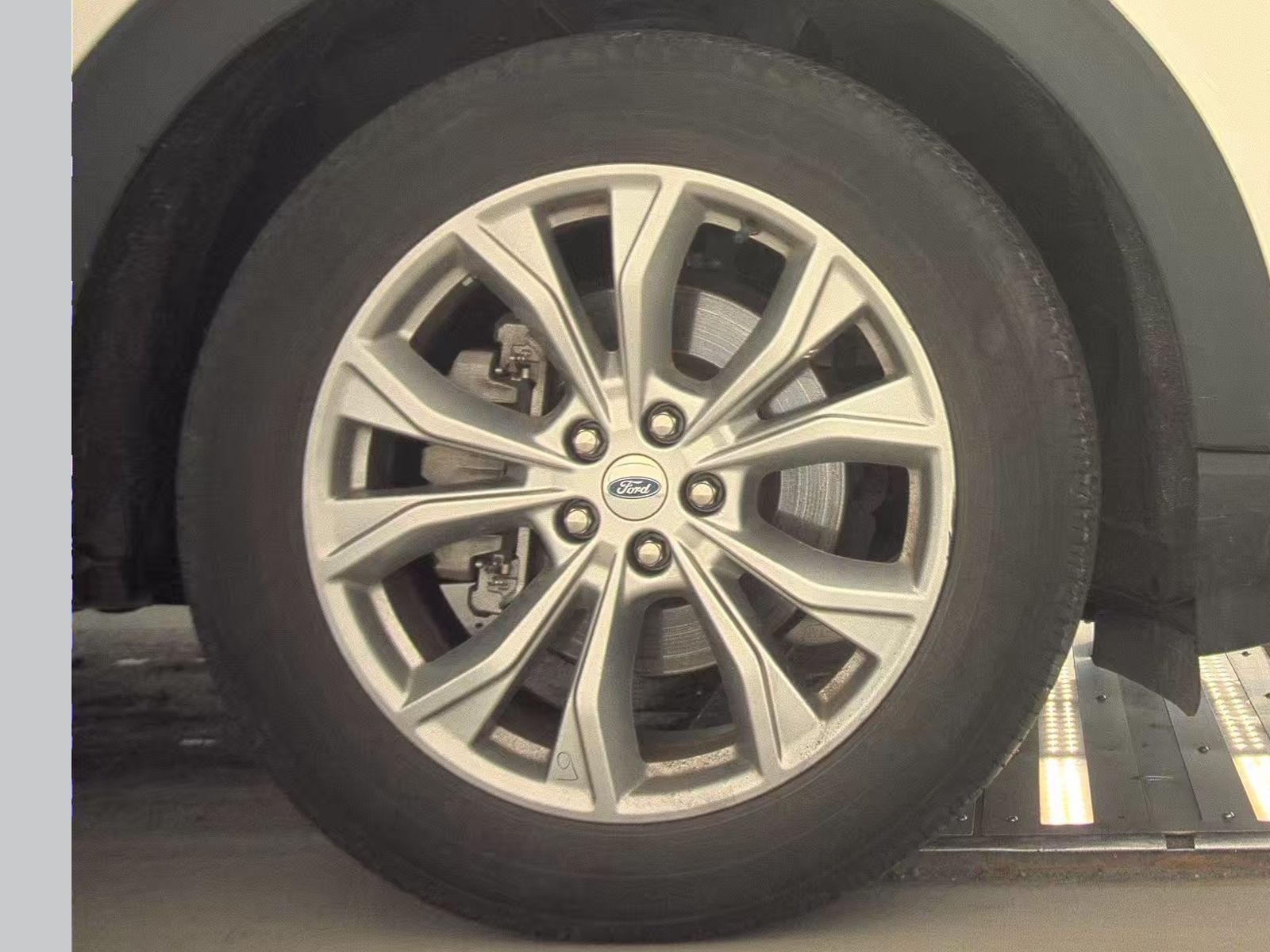 2024 Ford Explorer XLT AWD