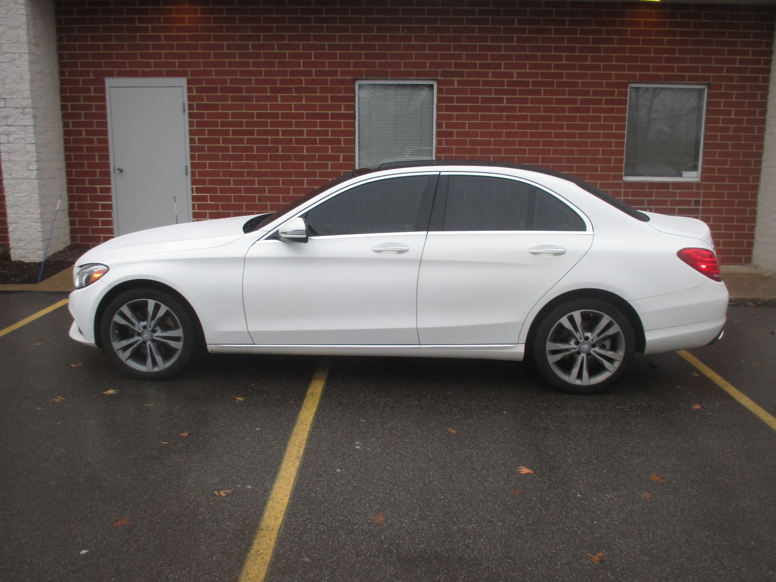 2019 Mercedes-Benz C 300 Sedan