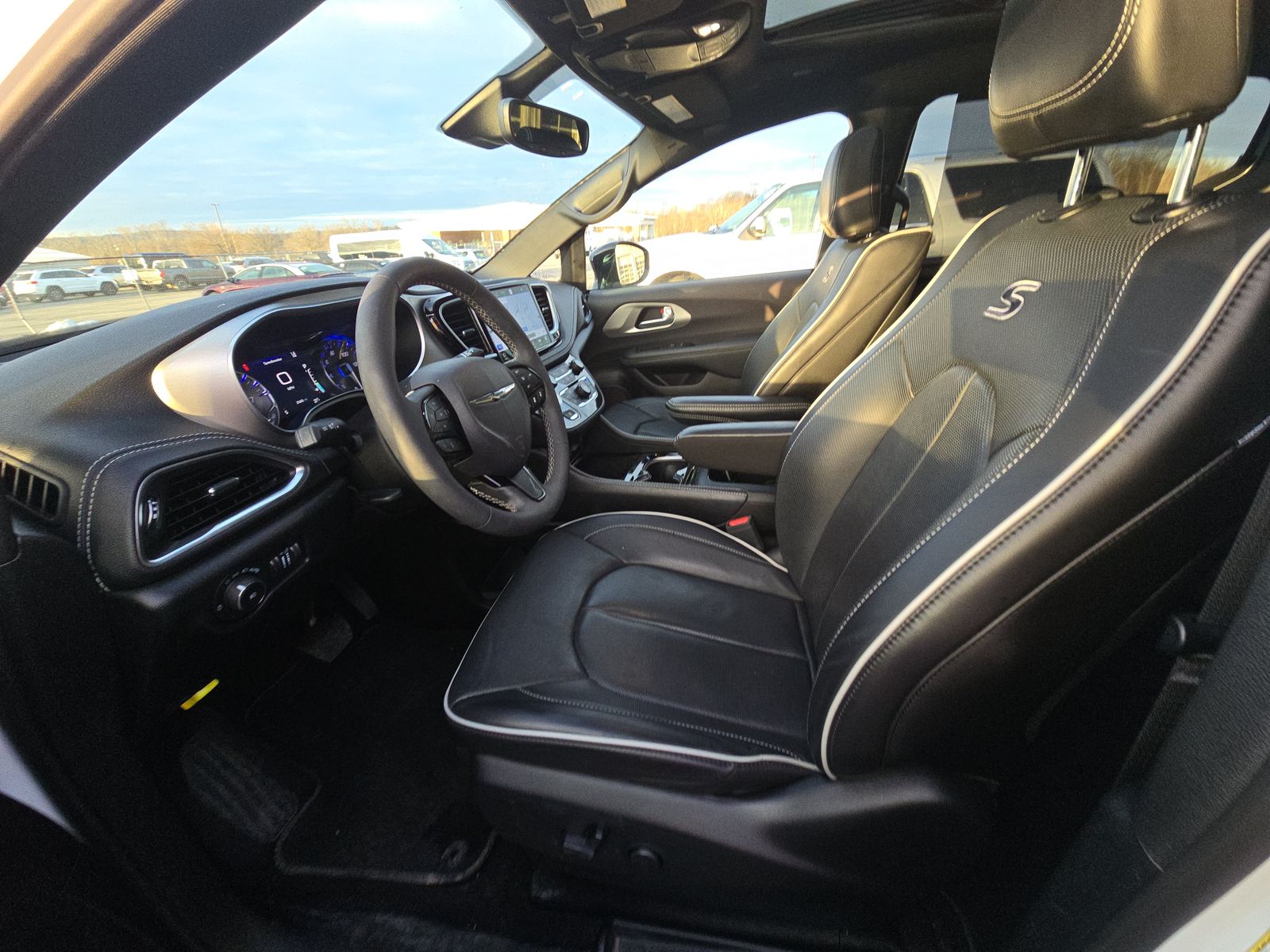 2024 Chrysler Pacifica Limited AWD