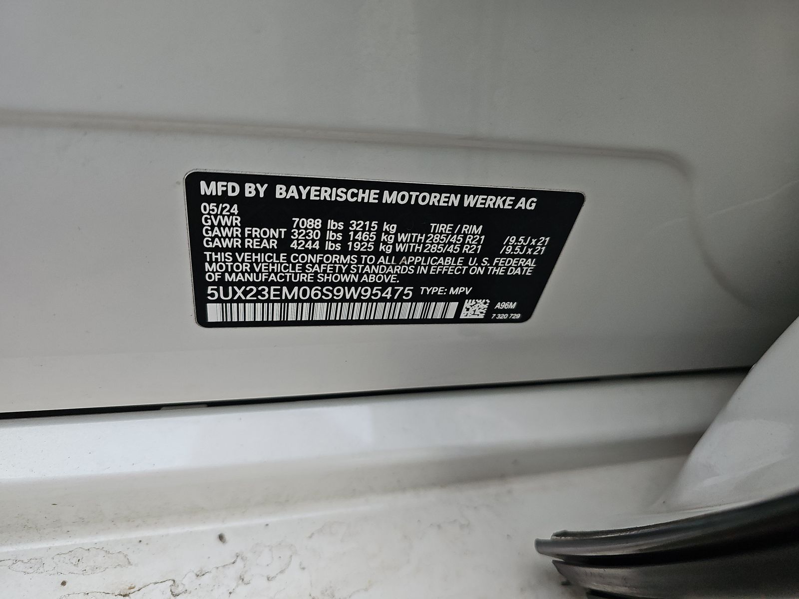 2025 BMW X7 xDrive40i AWD