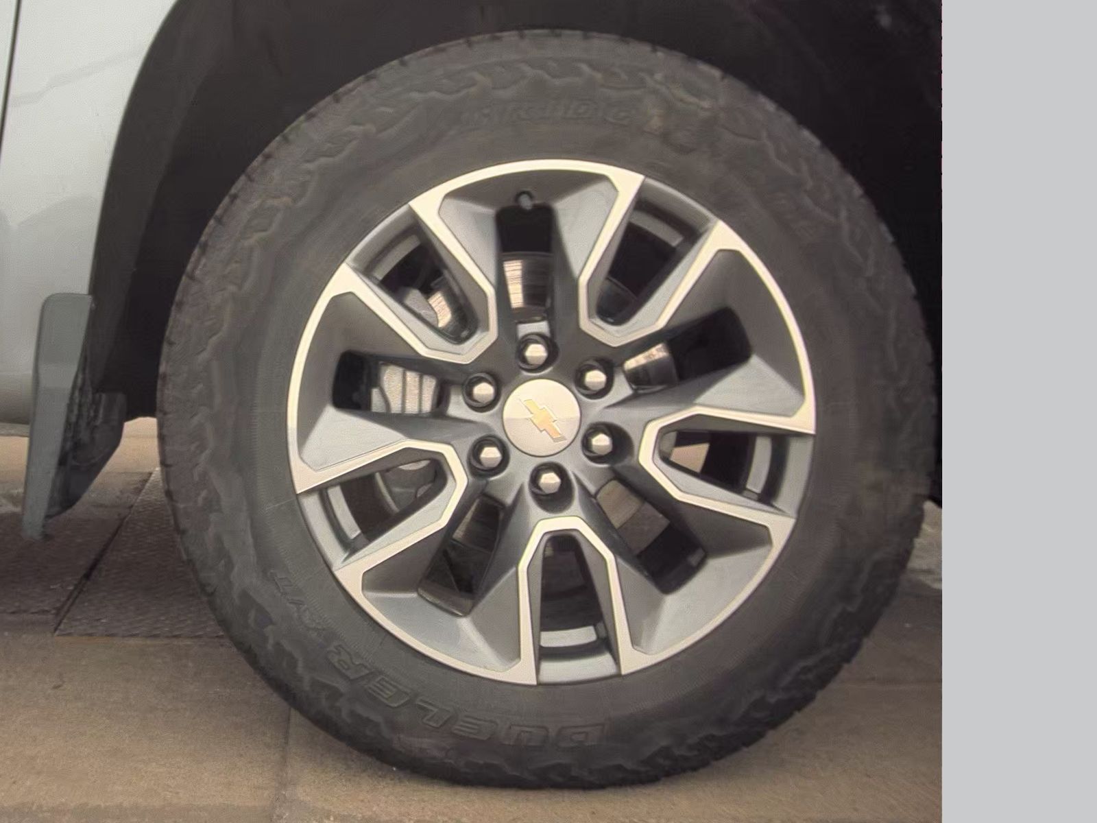 2023 Chevrolet Silverado 1500 LT AWD