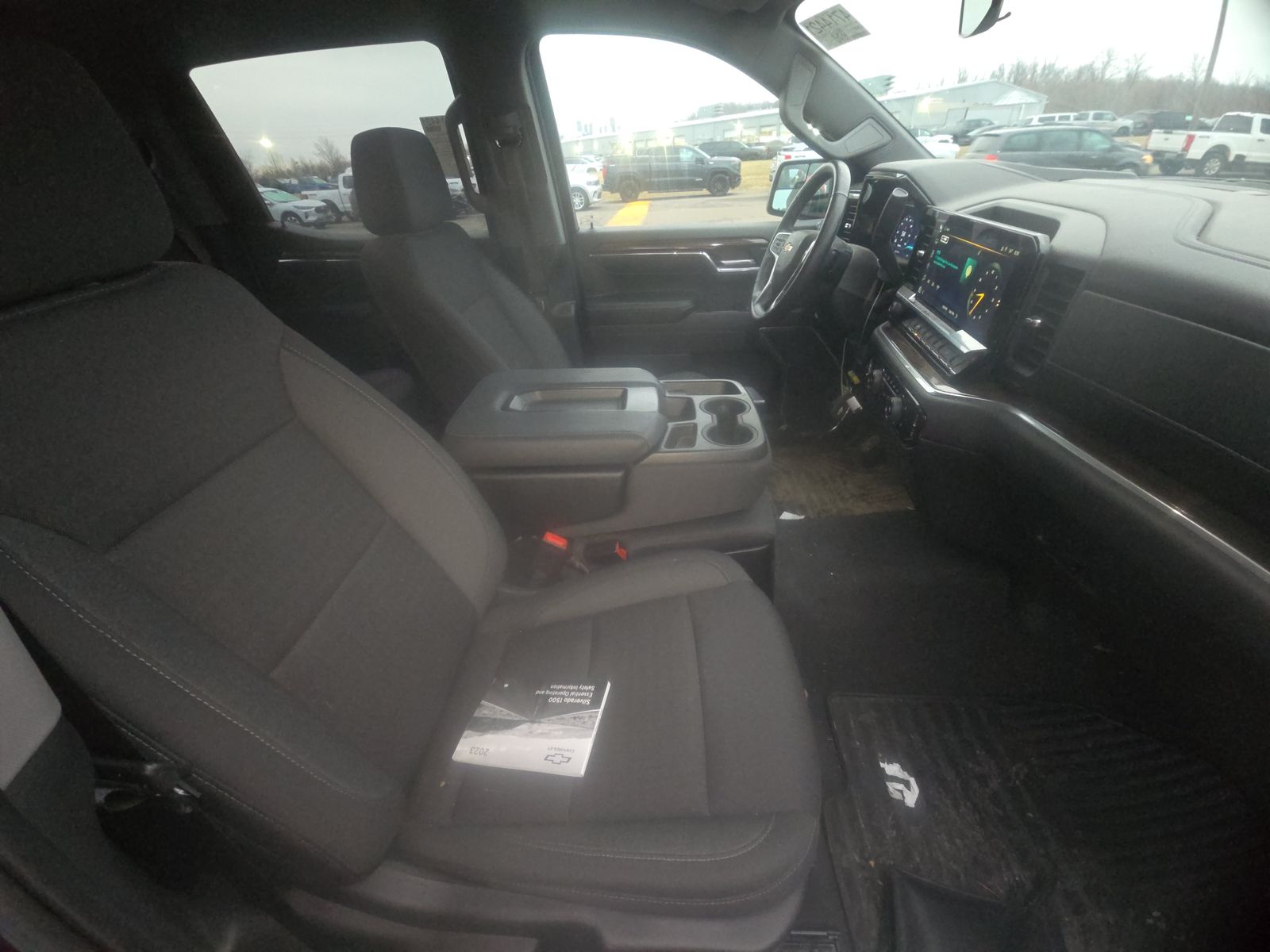 2023 Chevrolet Silverado 1500 LT AWD