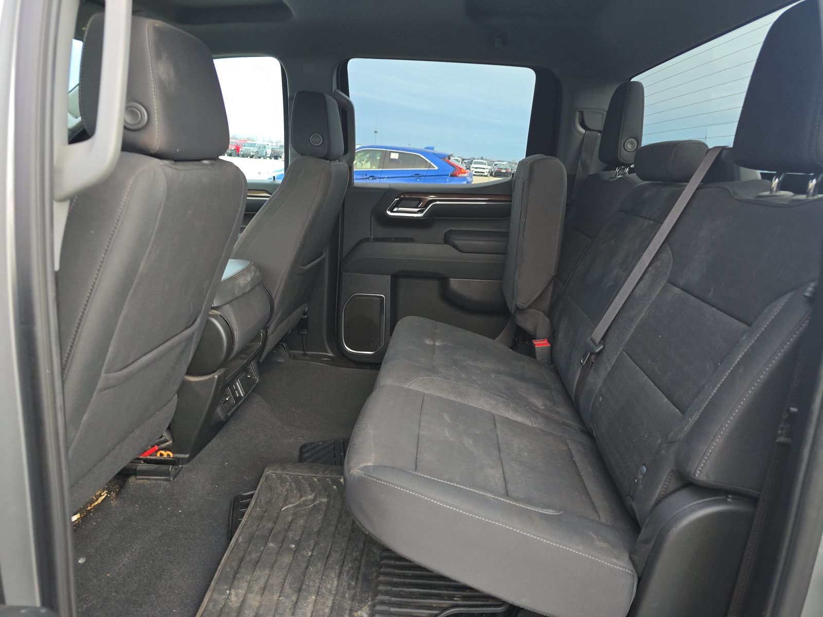 2023 Chevrolet Silverado 1500 LT AWD