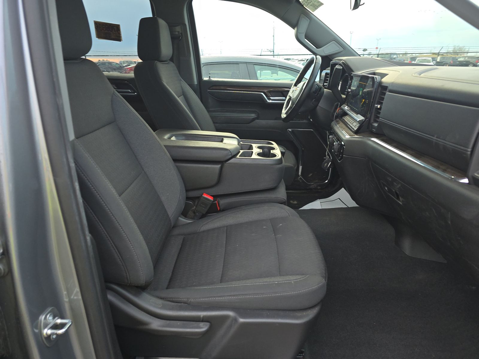 2023 Chevrolet Silverado 1500 LT AWD