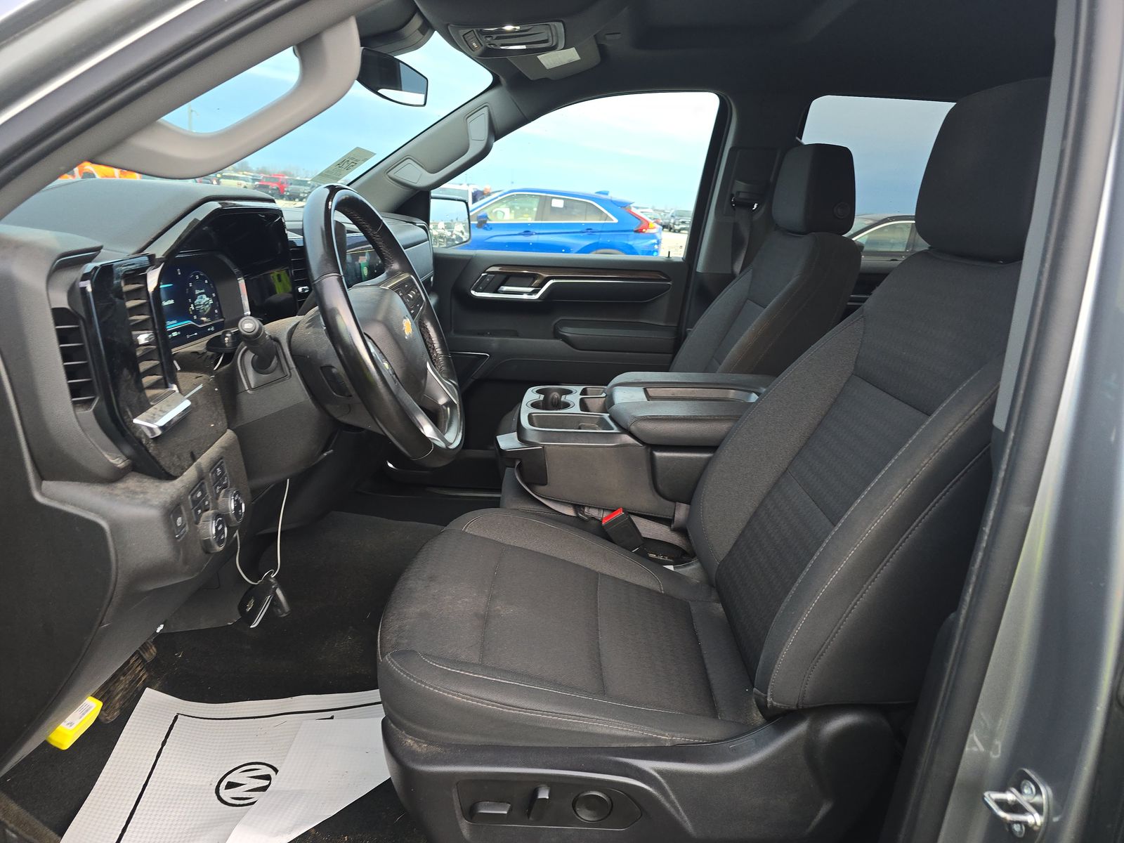 2023 Chevrolet Silverado 1500 LT AWD