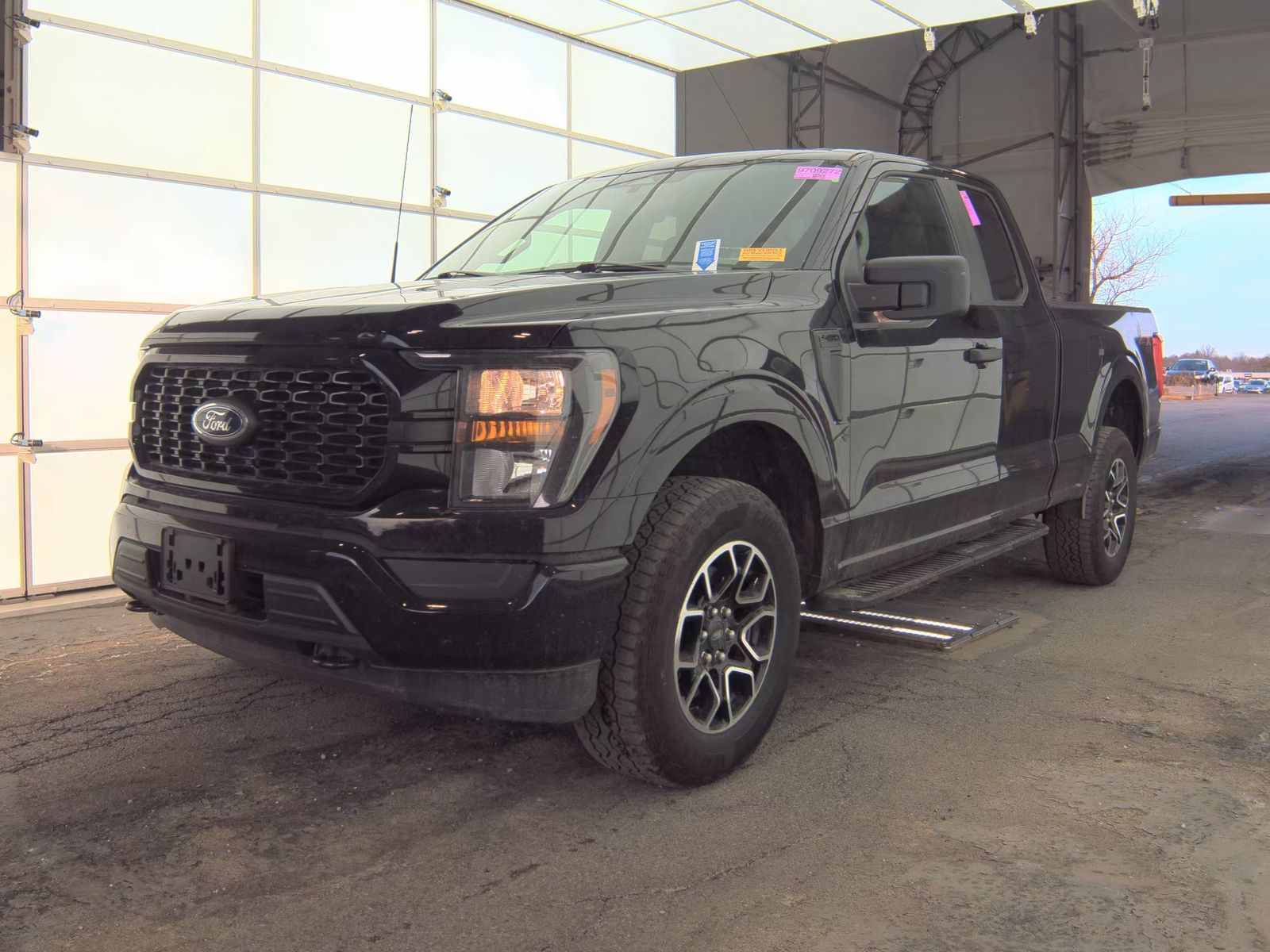 2023 Ford F-150 XL AWD