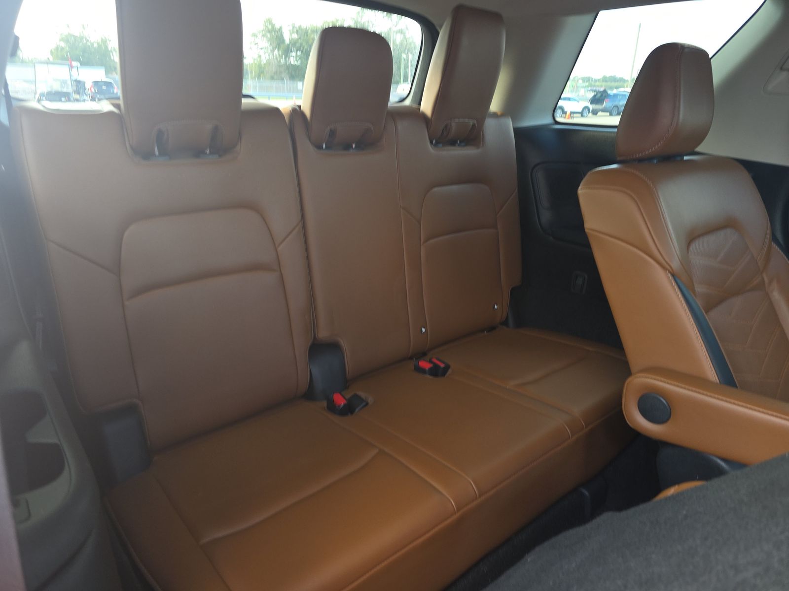 2023 Nissan Pathfinder Platinum AWD