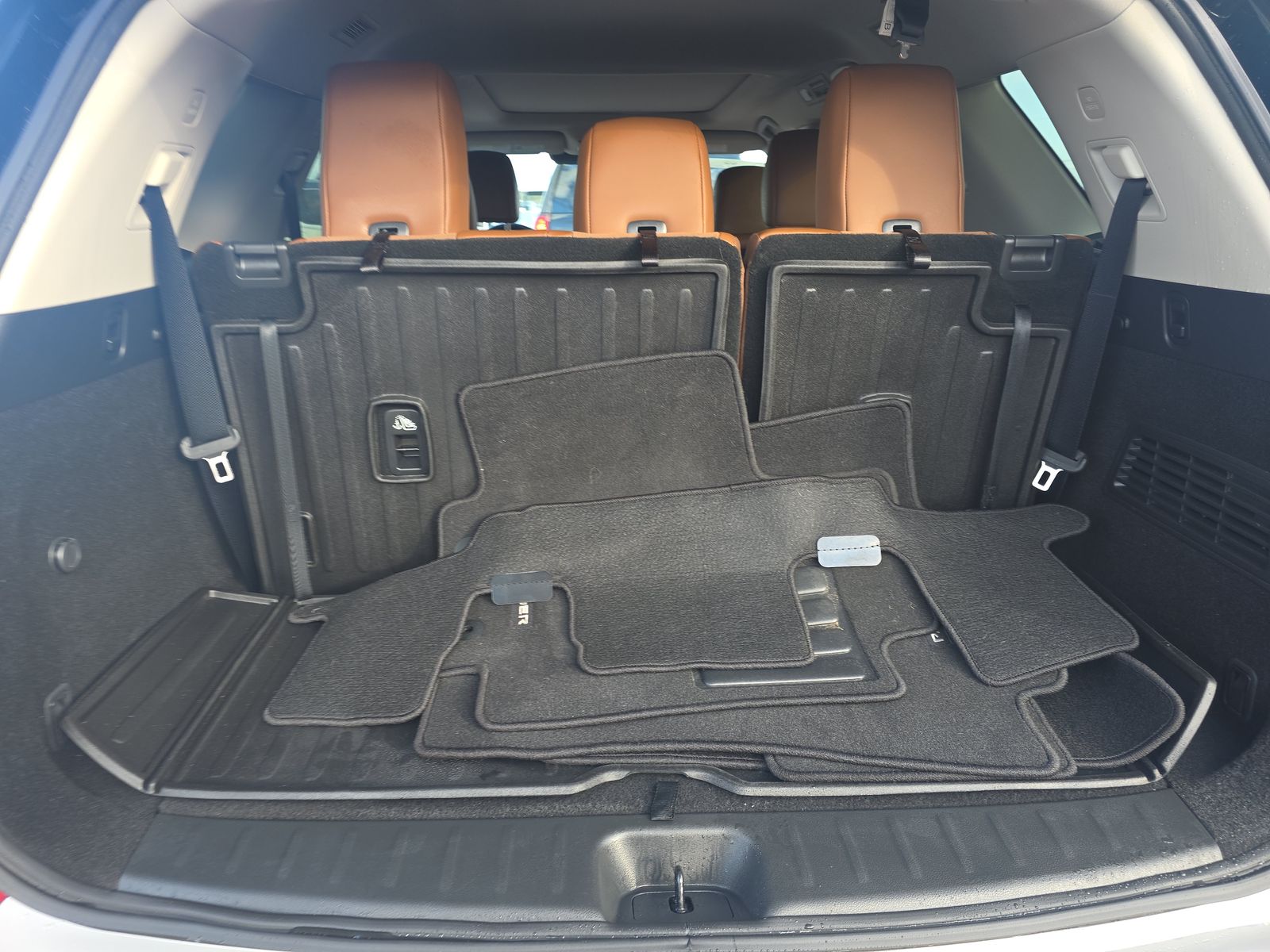 2023 Nissan Pathfinder Platinum AWD