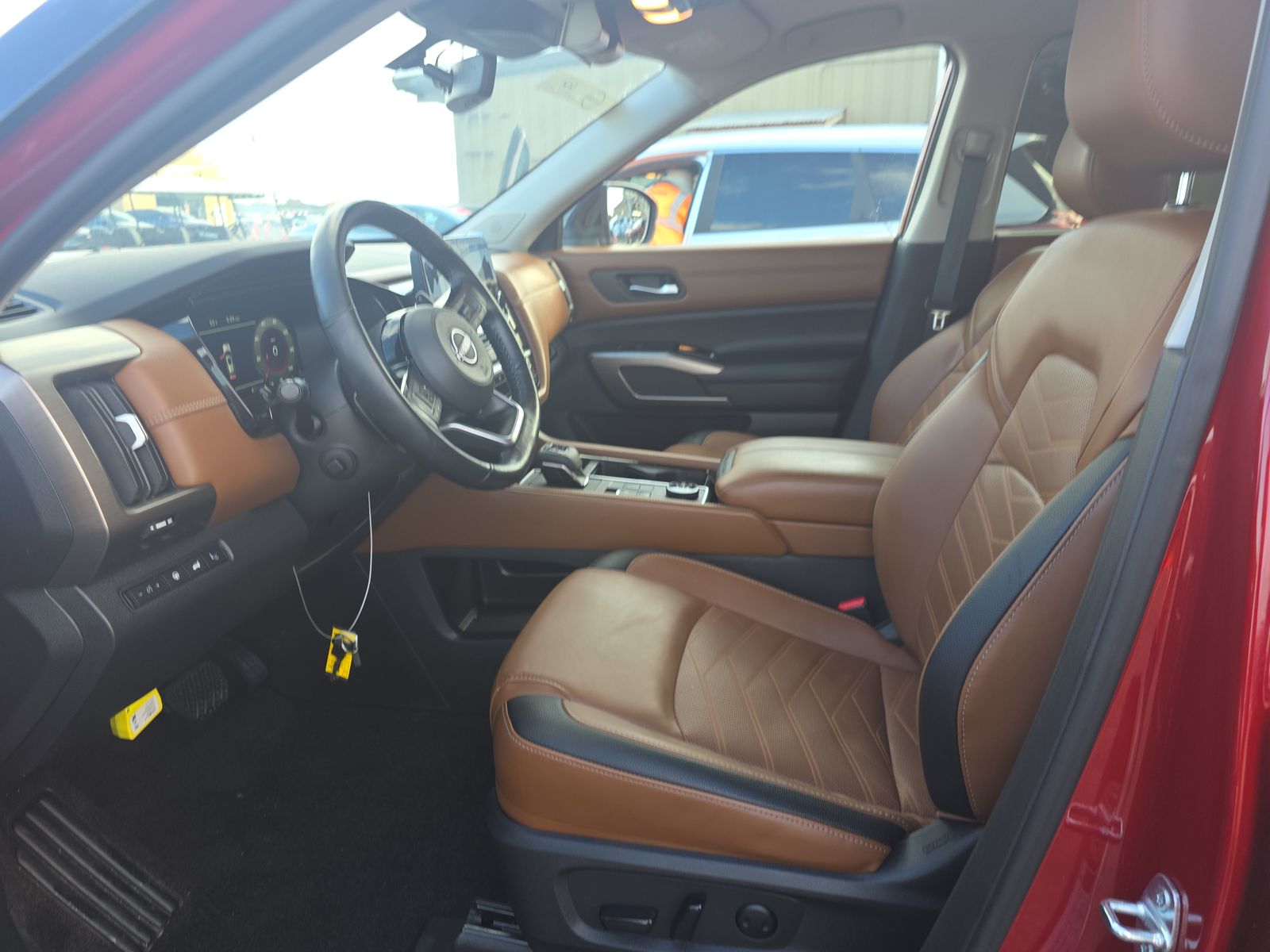 2023 Nissan Pathfinder Platinum AWD