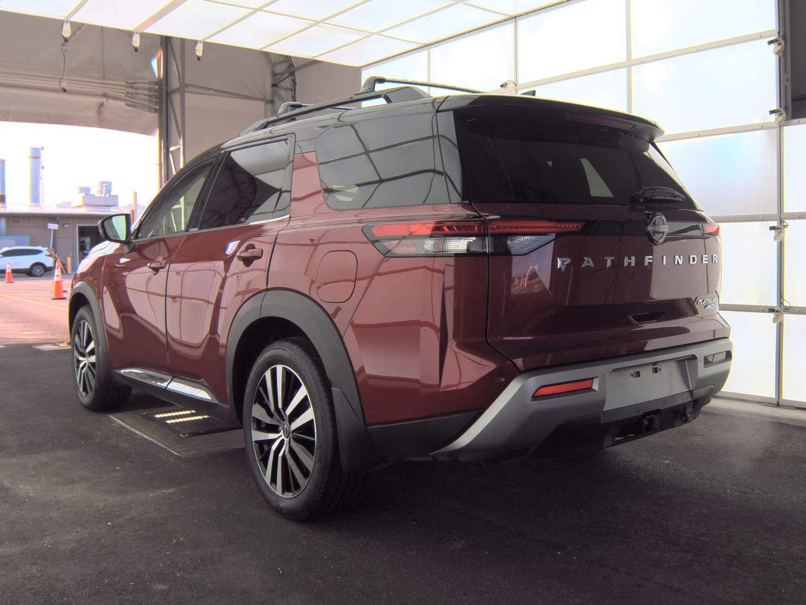 2023 Nissan Pathfinder Platinum AWD