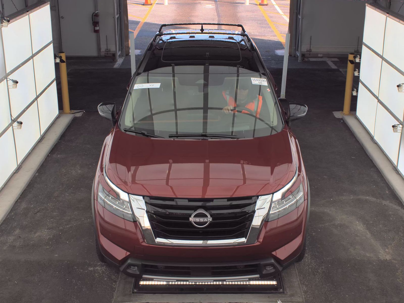 2023 Nissan Pathfinder Platinum AWD