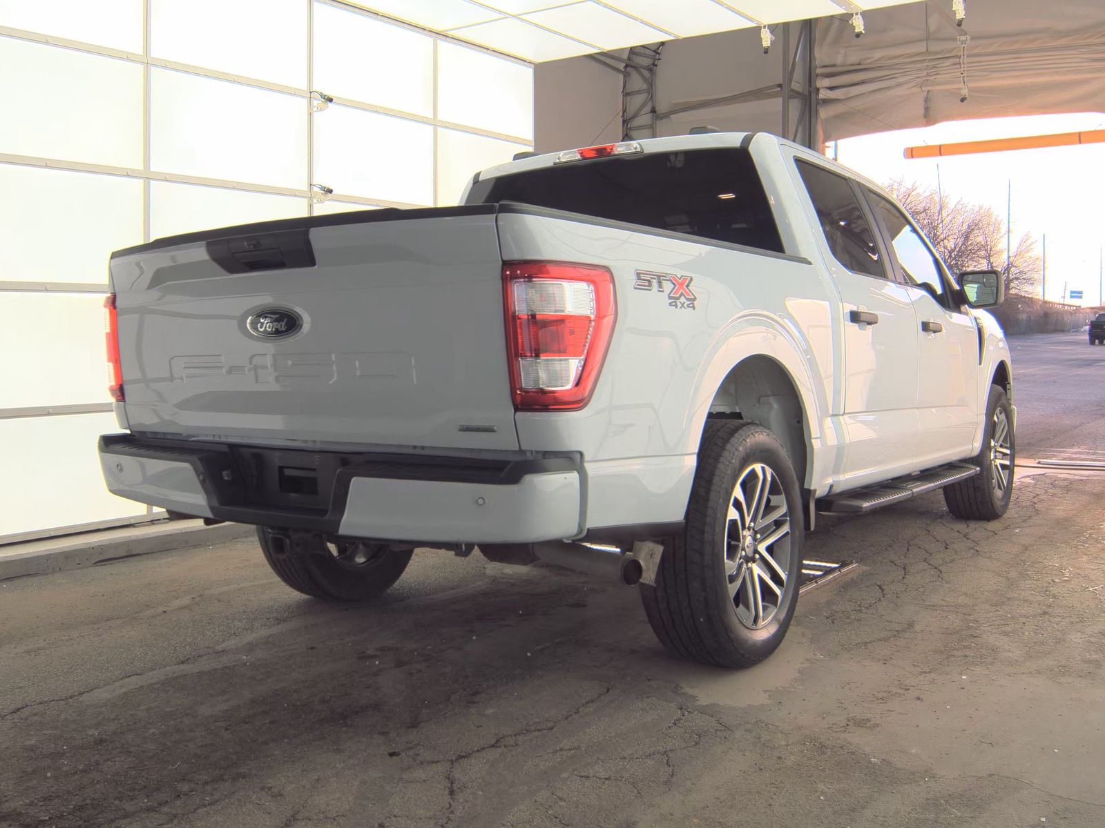 2022 Ford F-150 XL AWD
