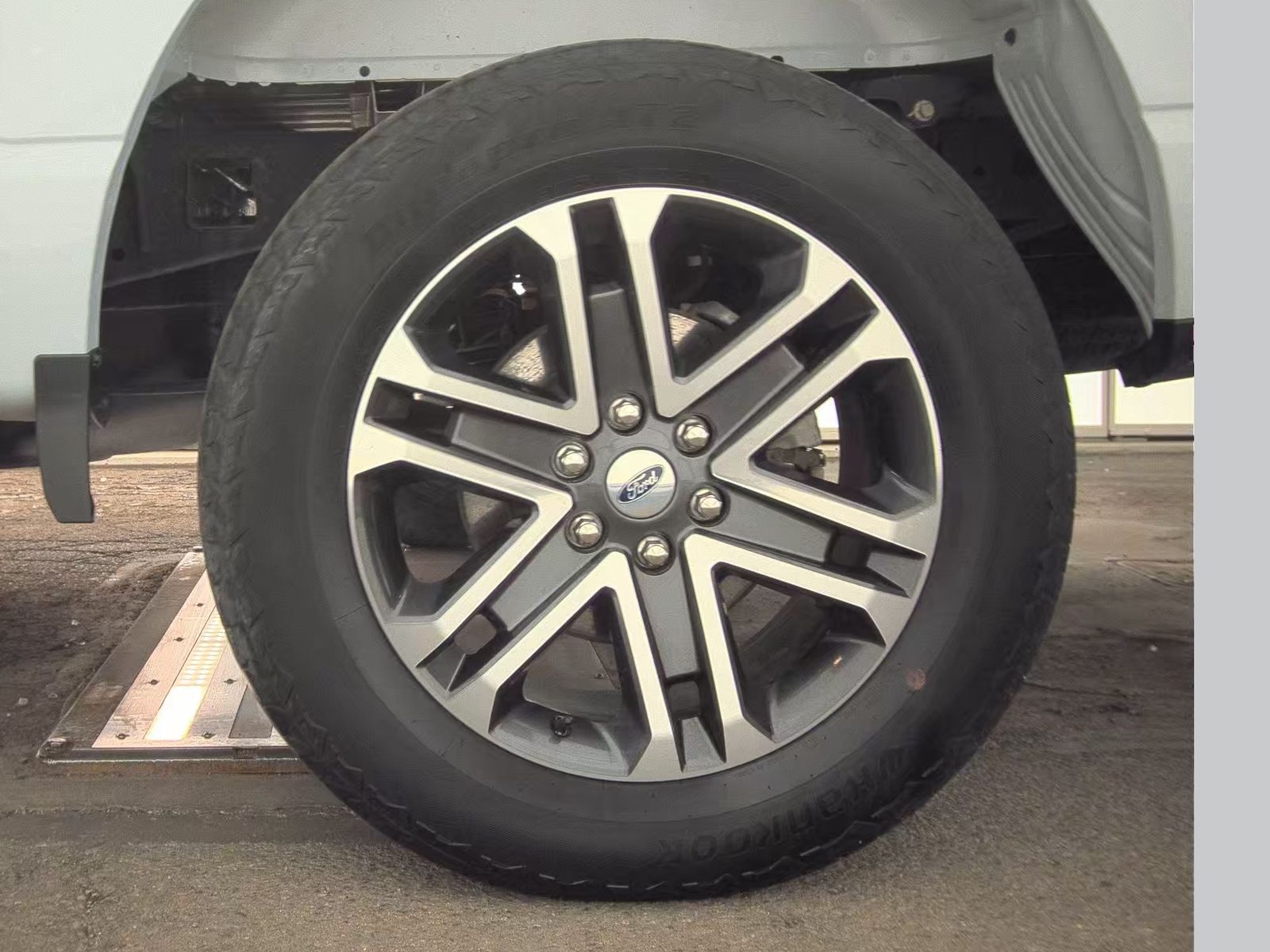 2022 Ford F-150 XL AWD