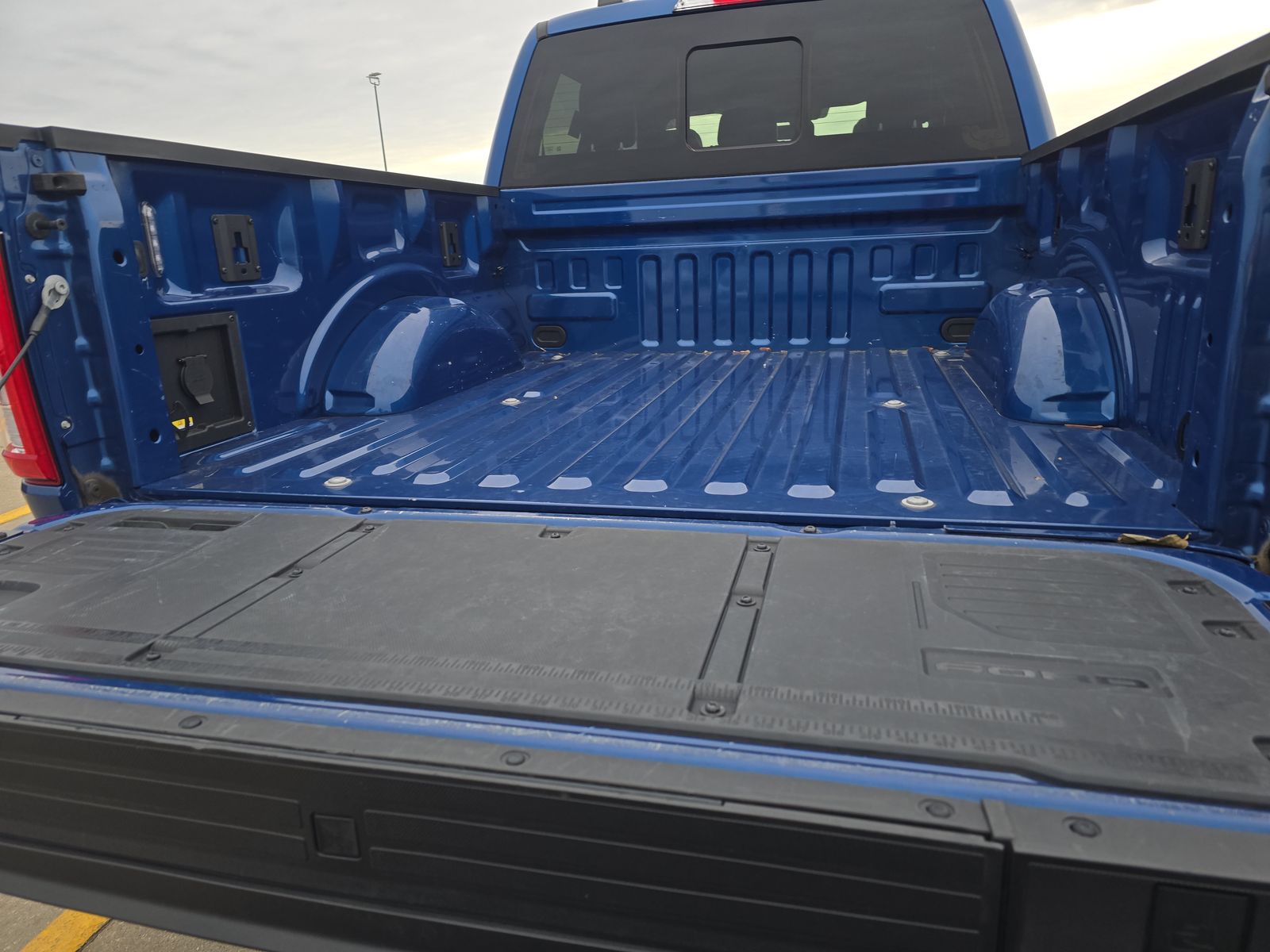 2023 Ford F-150 Lariat AWD