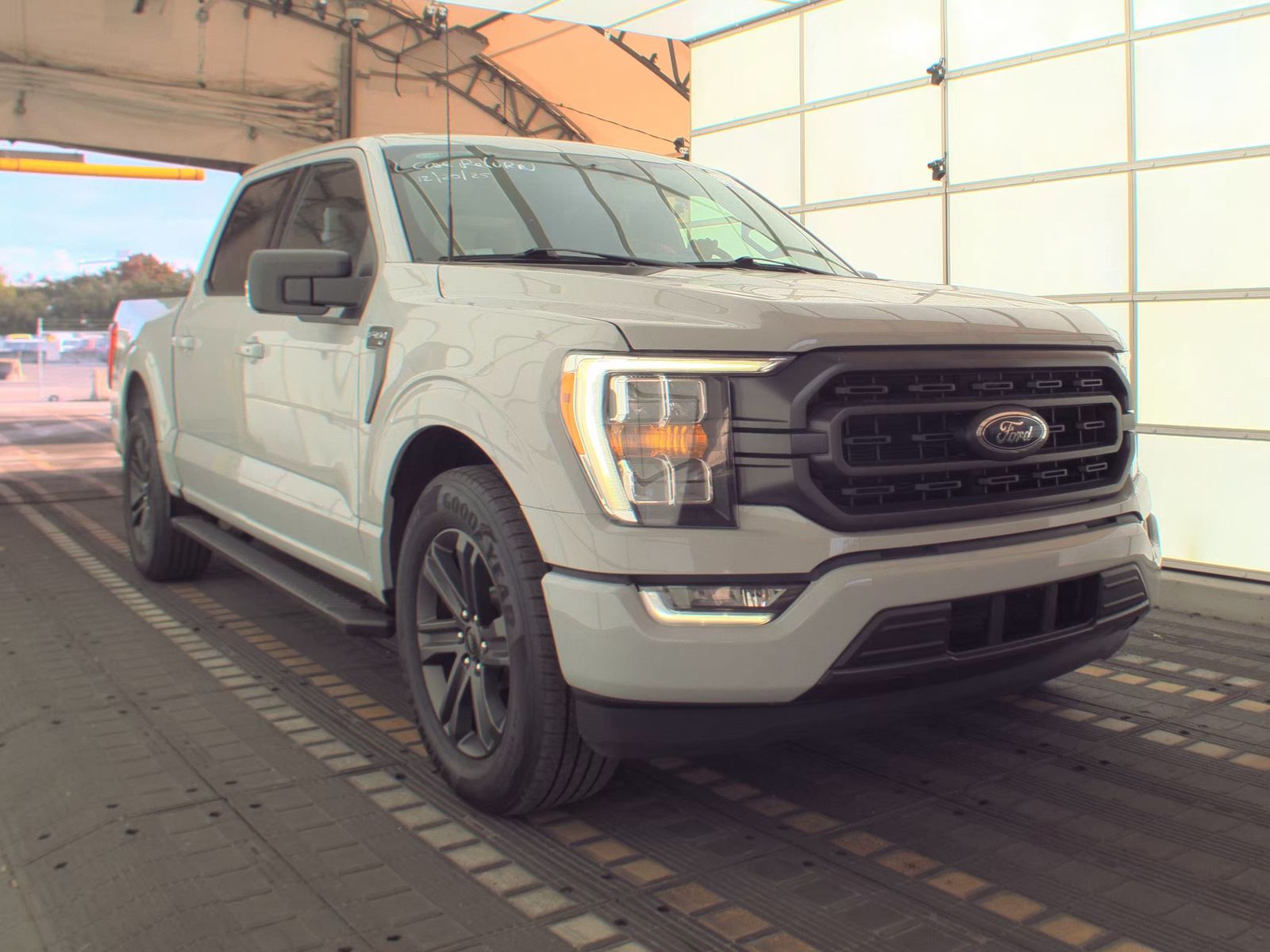 2023 Ford F-150 XLT FWD