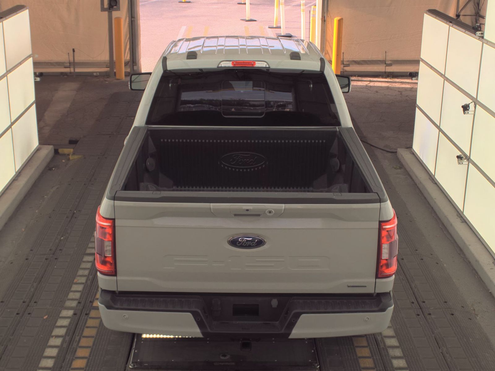 2023 Ford F-150 XLT FWD