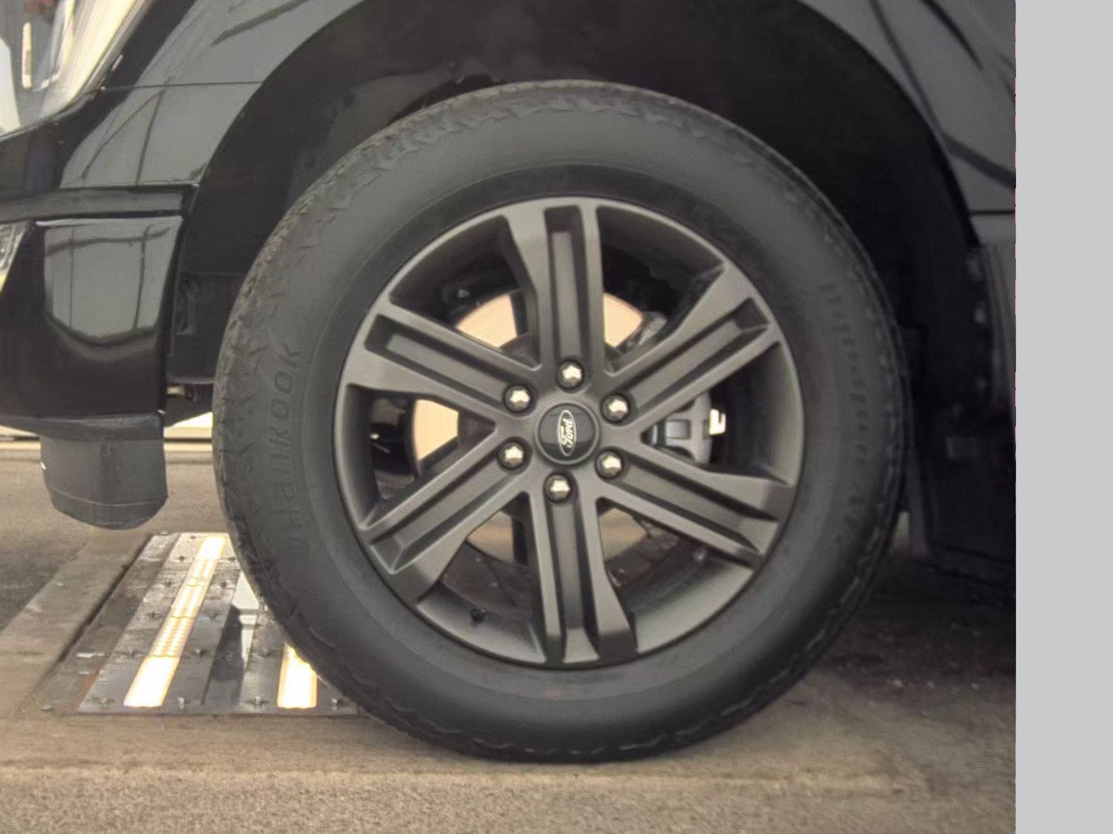 2022 Ford F-150 Lariat AWD