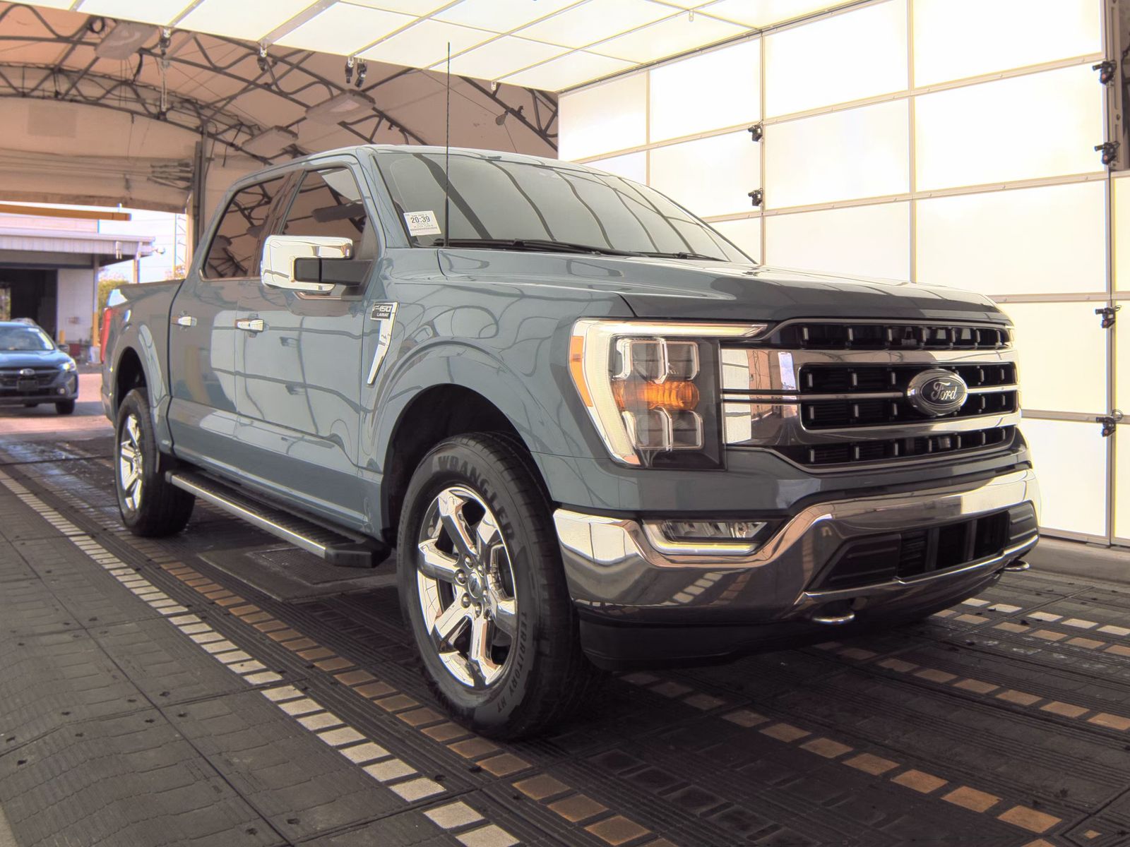 2023 Ford F-150 Lariat AWD