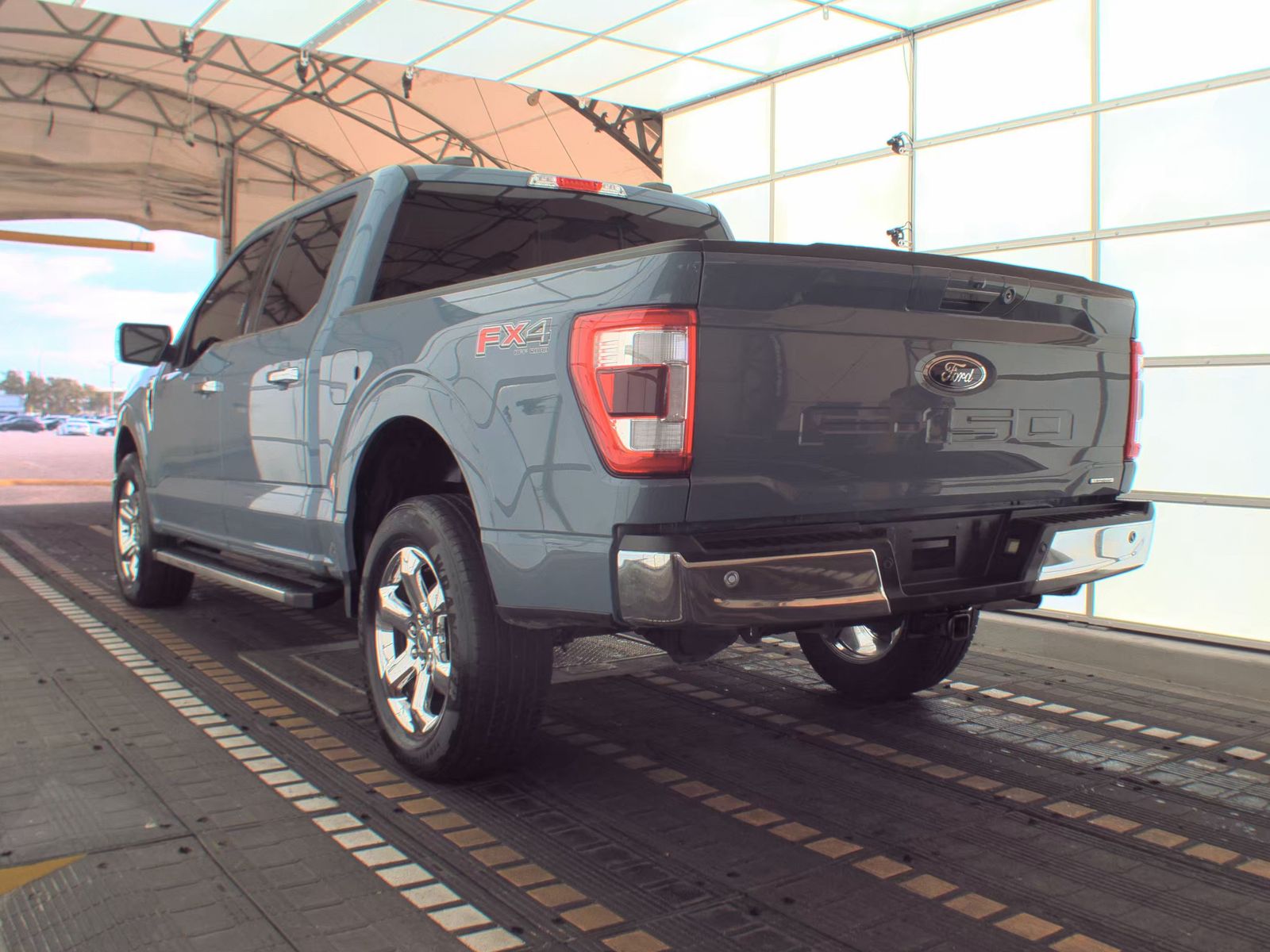 2023 Ford F-150 Lariat AWD