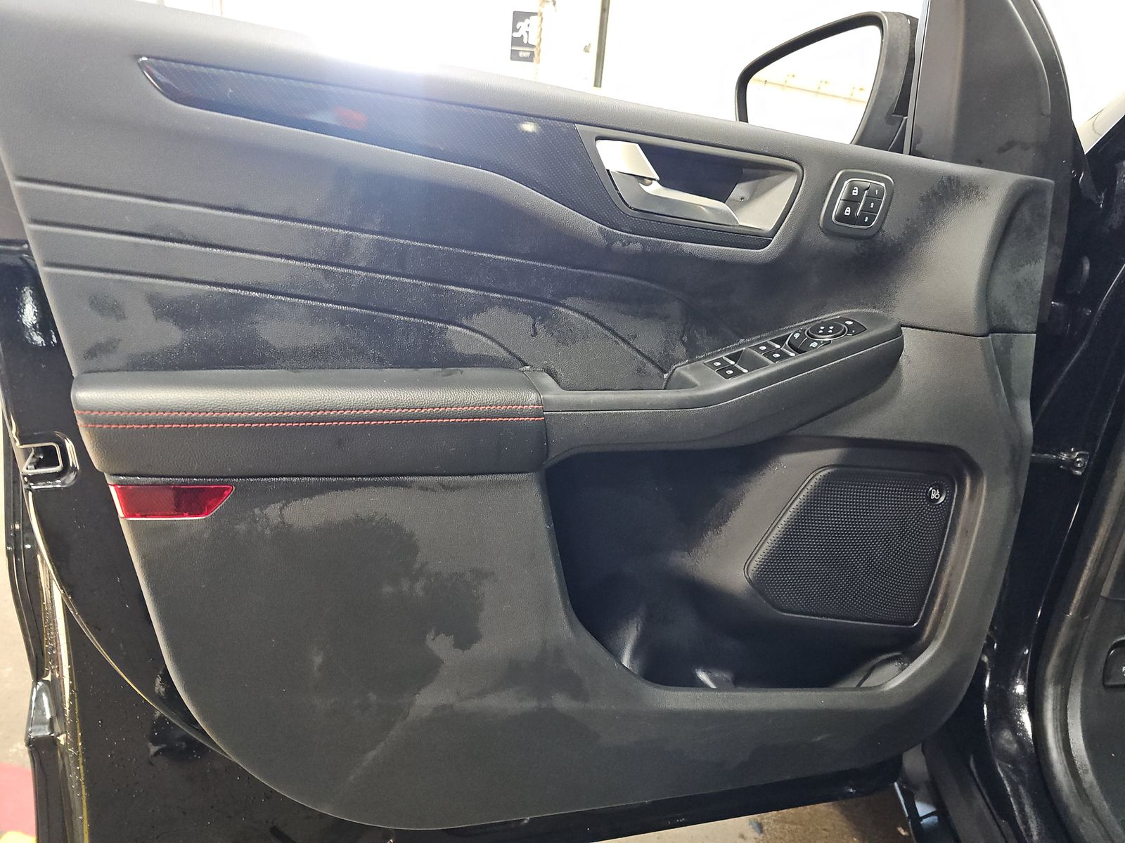 2023 Ford Escape ST-Line Select AWD