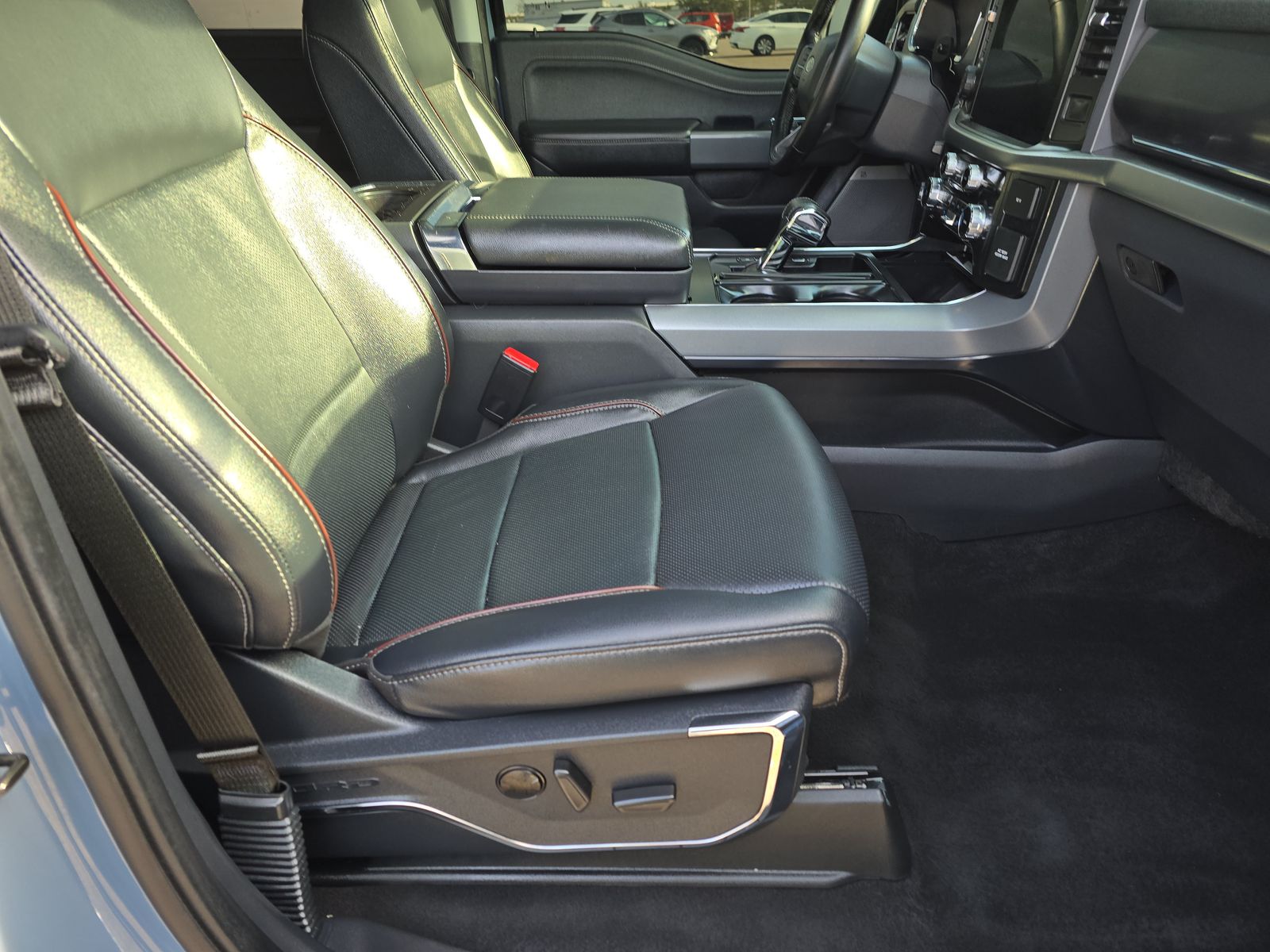 2023 Ford F-150 Lariat AWD