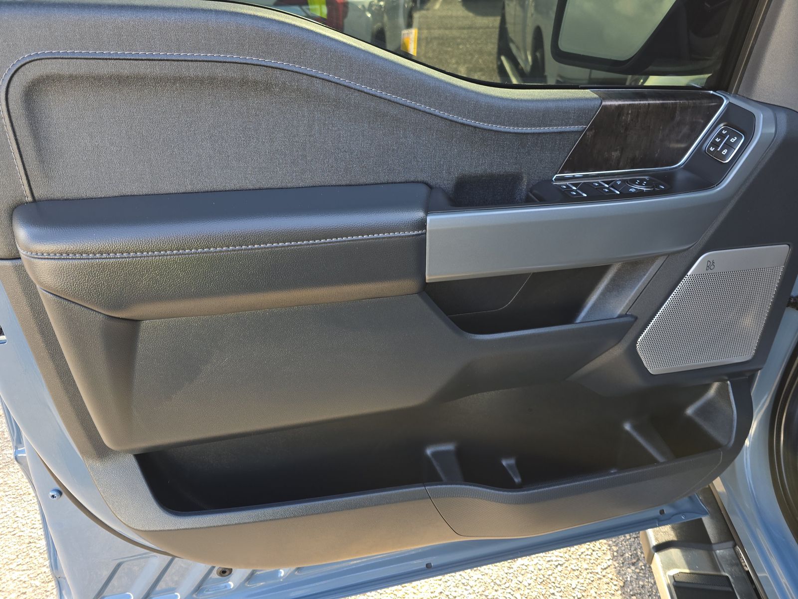 2023 Ford F-150 Lariat AWD