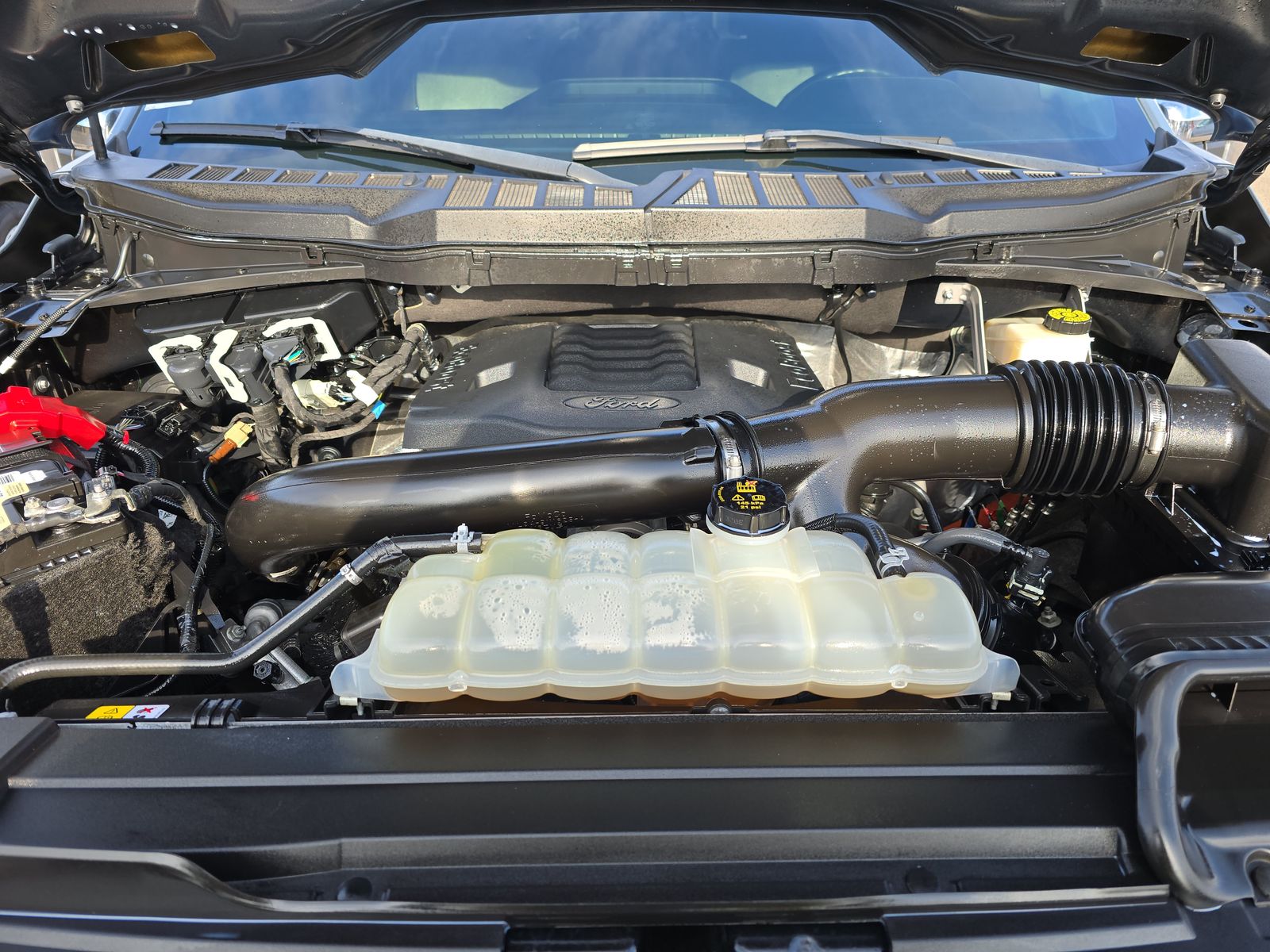 2023 Ford F-150 Lariat AWD