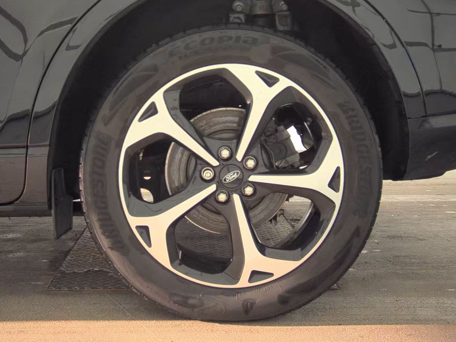 2023 Ford Escape ST-Line Select AWD