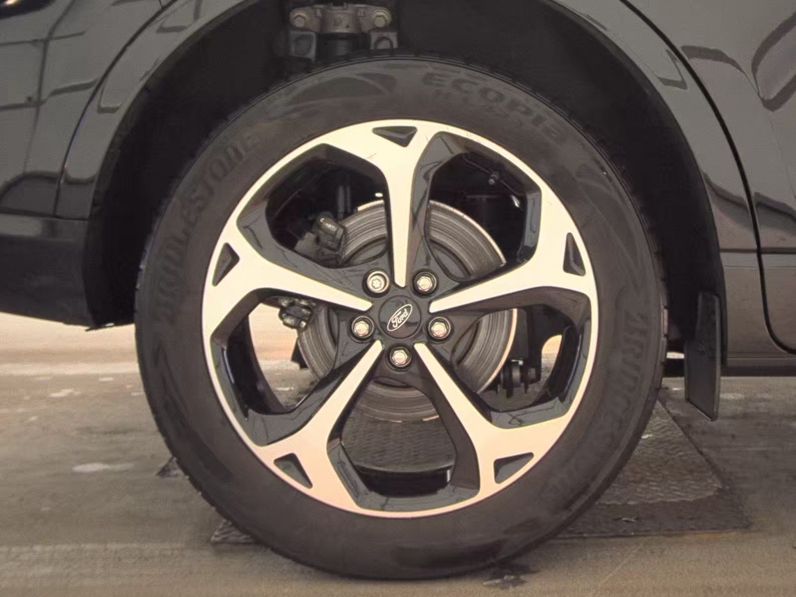 2023 Ford Escape ST-Line Select AWD