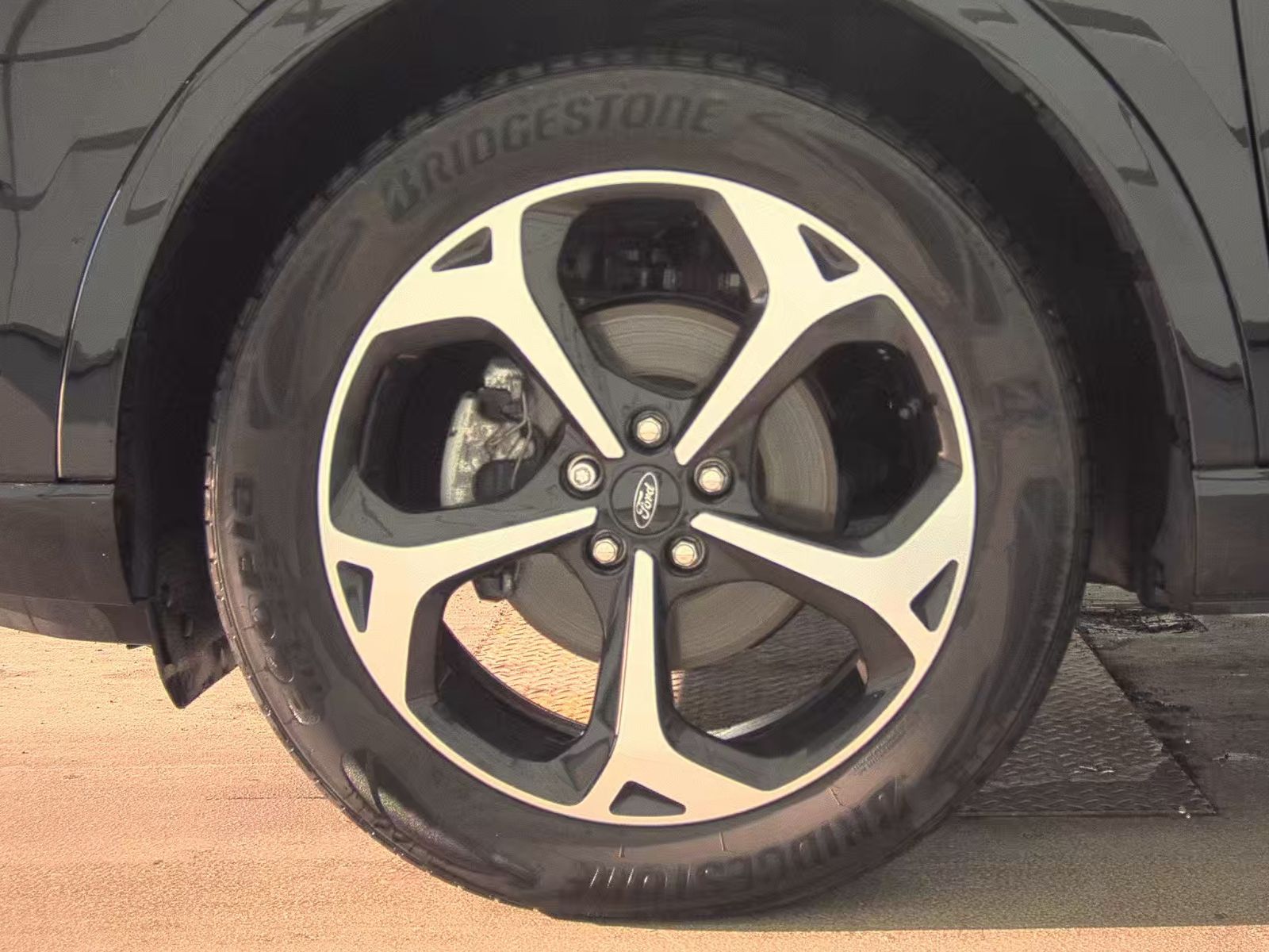 2023 Ford Escape ST-Line Select AWD