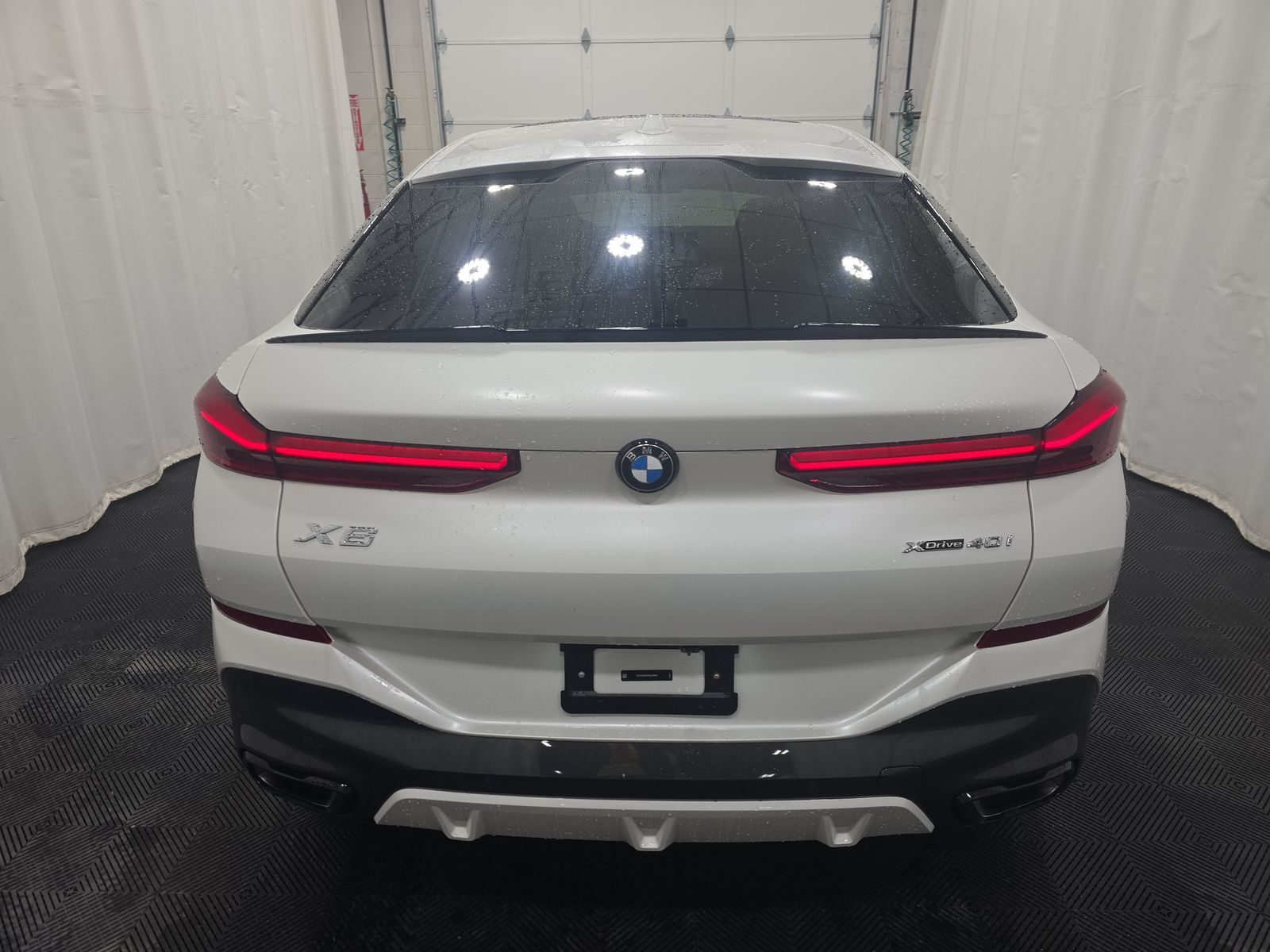2025 BMW X6 xDrive40i AWD