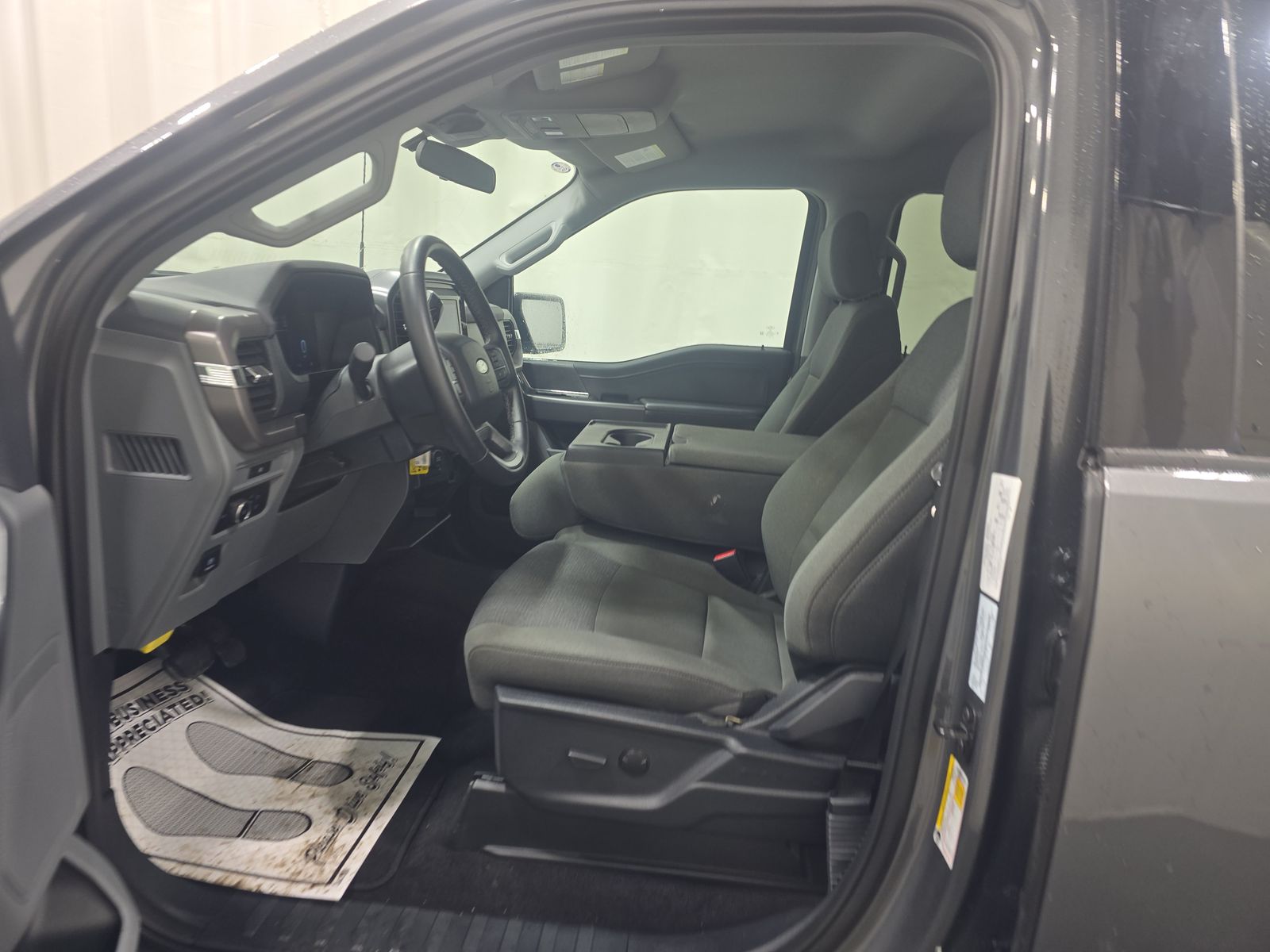 2025 Ford F-150 XLT AWD