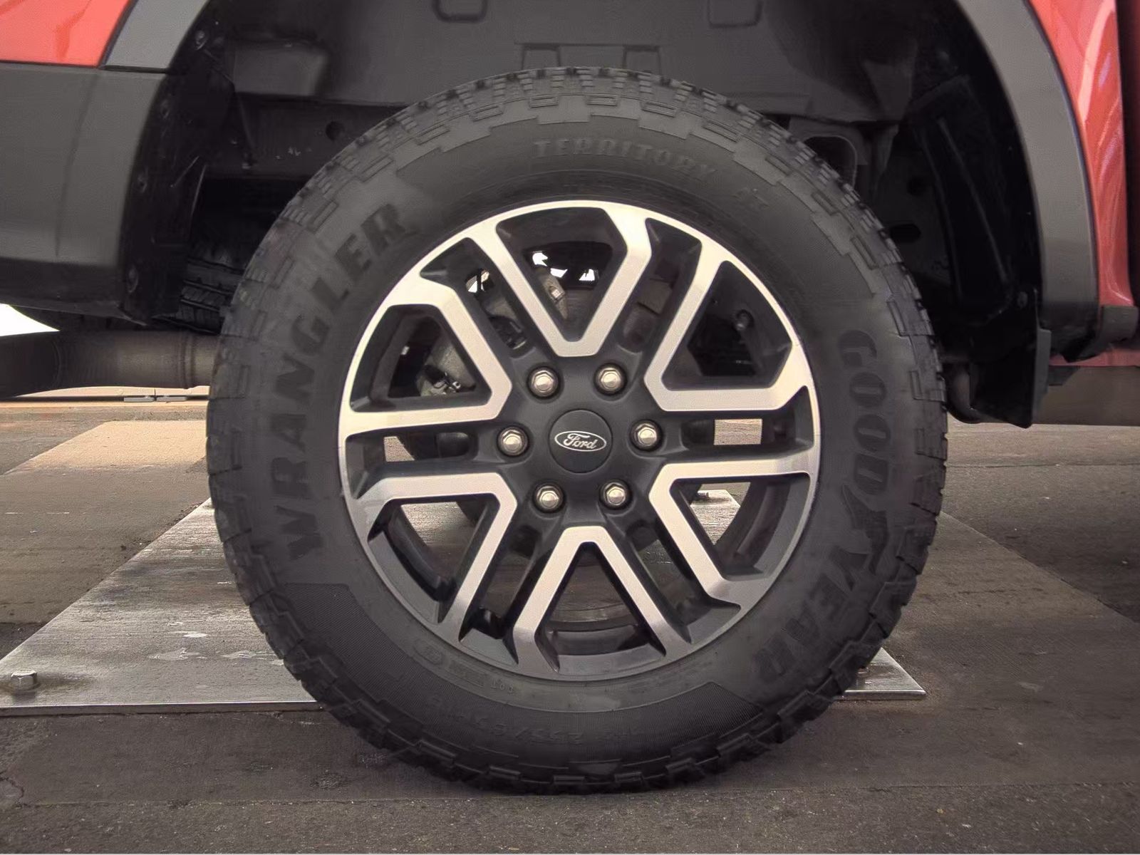 2024 Ford Ranger LARIAT RWD