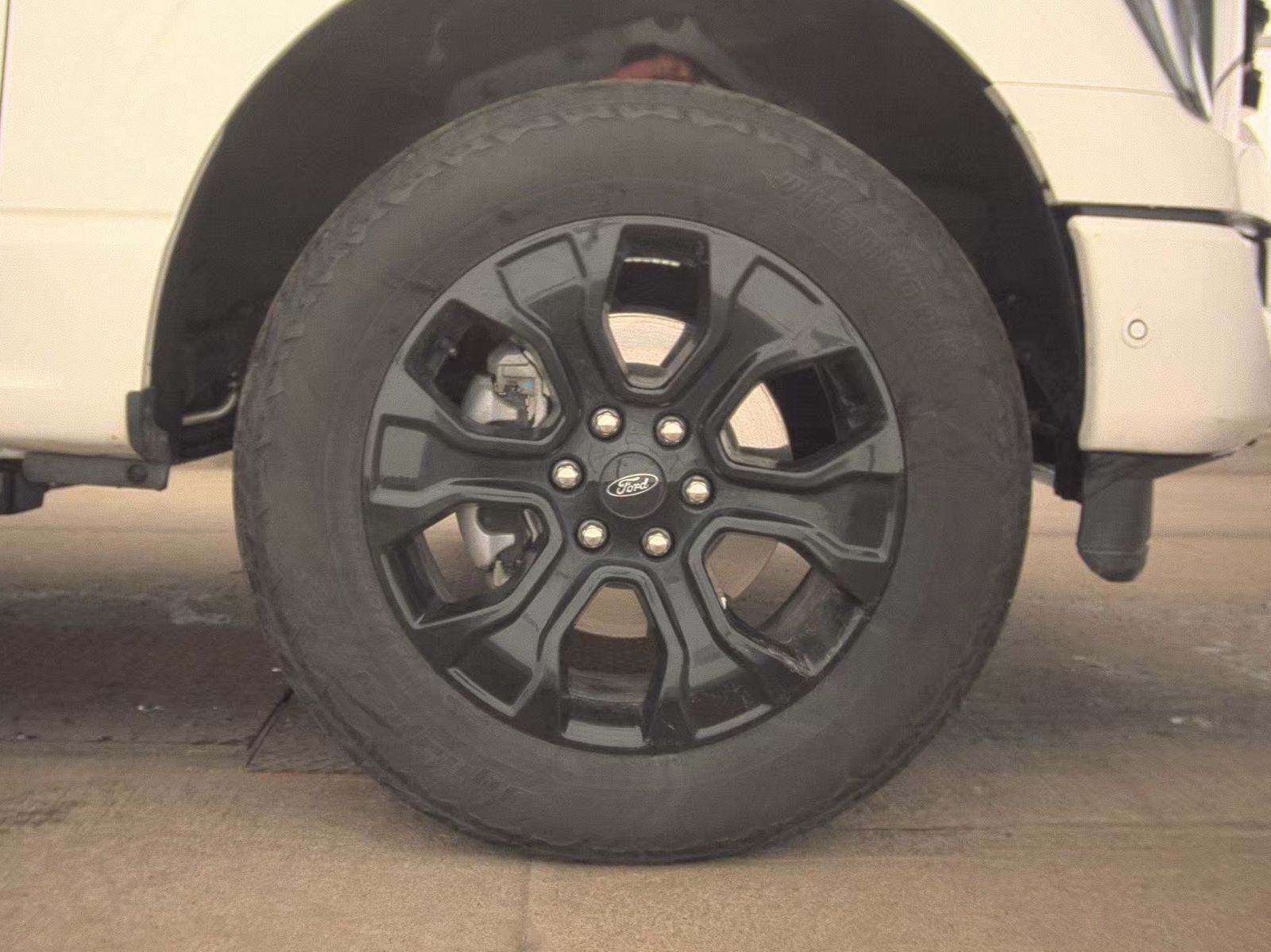 2023 Ford F-150 Hybrid Platinum AWD