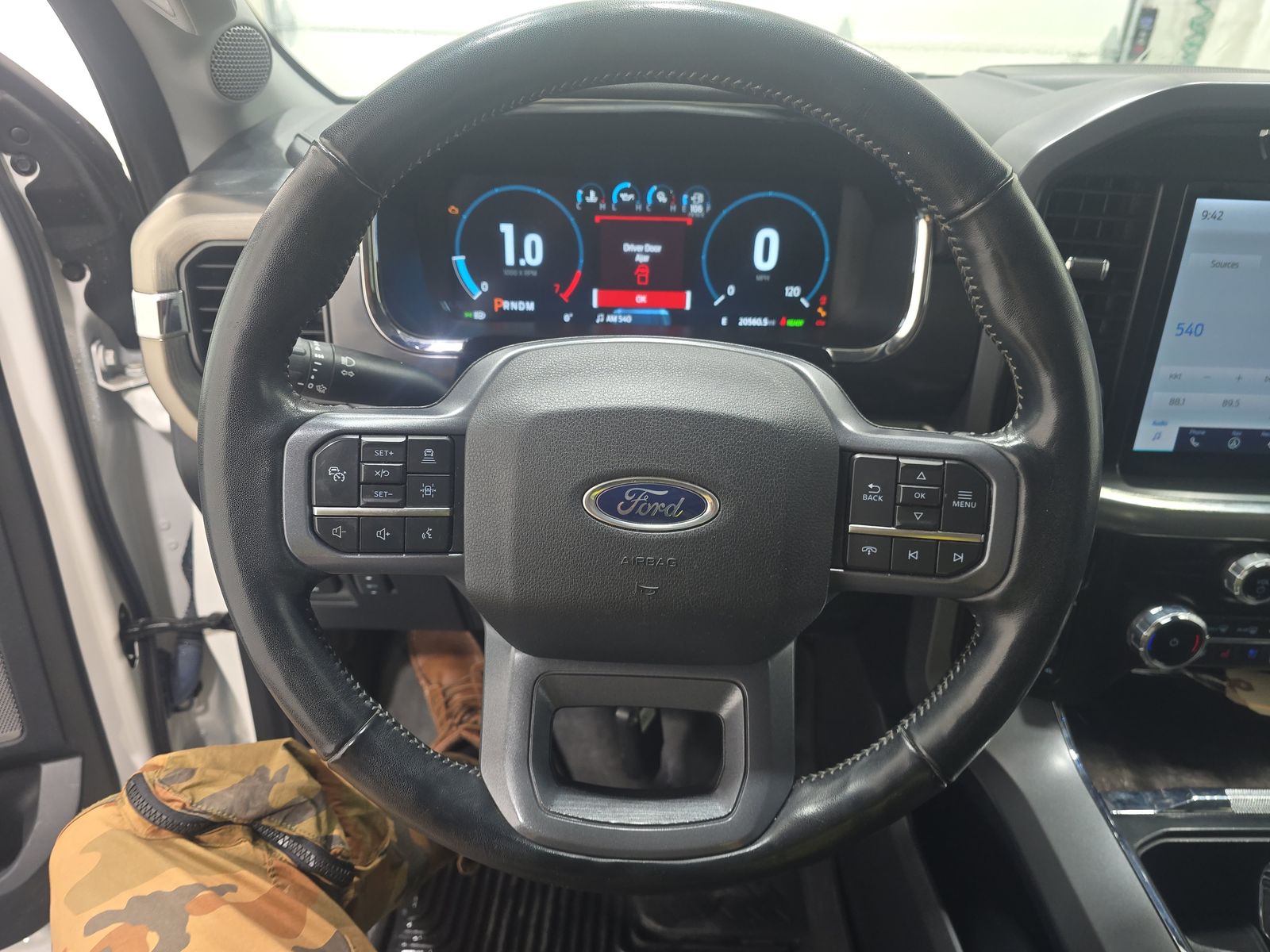 2023 Ford F-150 Hybrid Lariat AWD