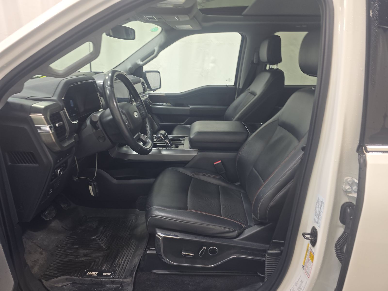 2023 Ford F-150 Hybrid Lariat AWD