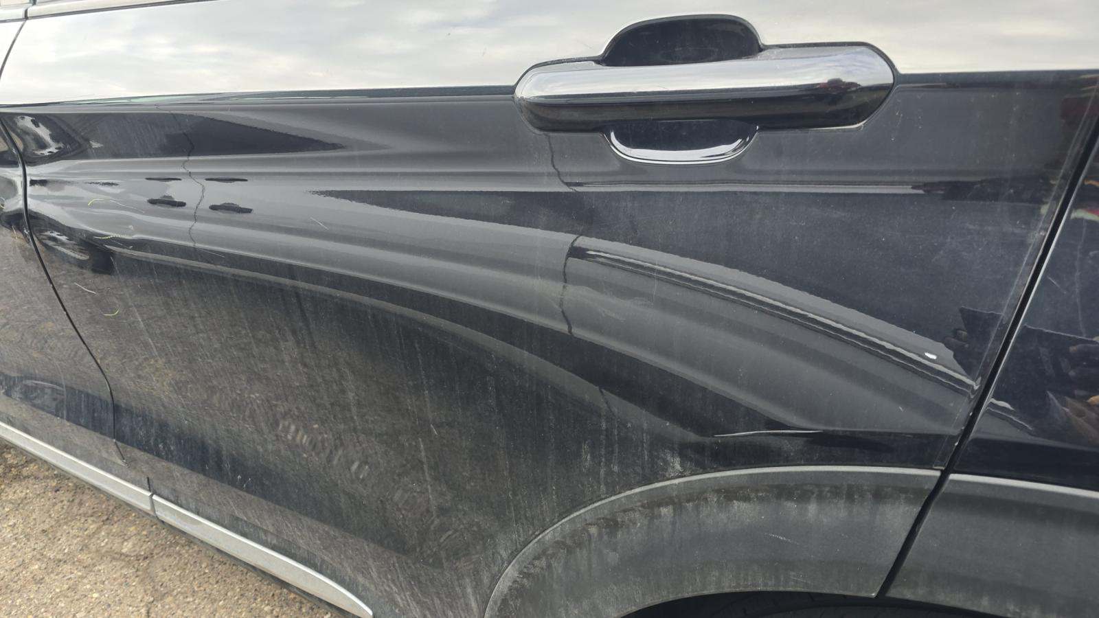 2023 Ford Explorer XLT AWD