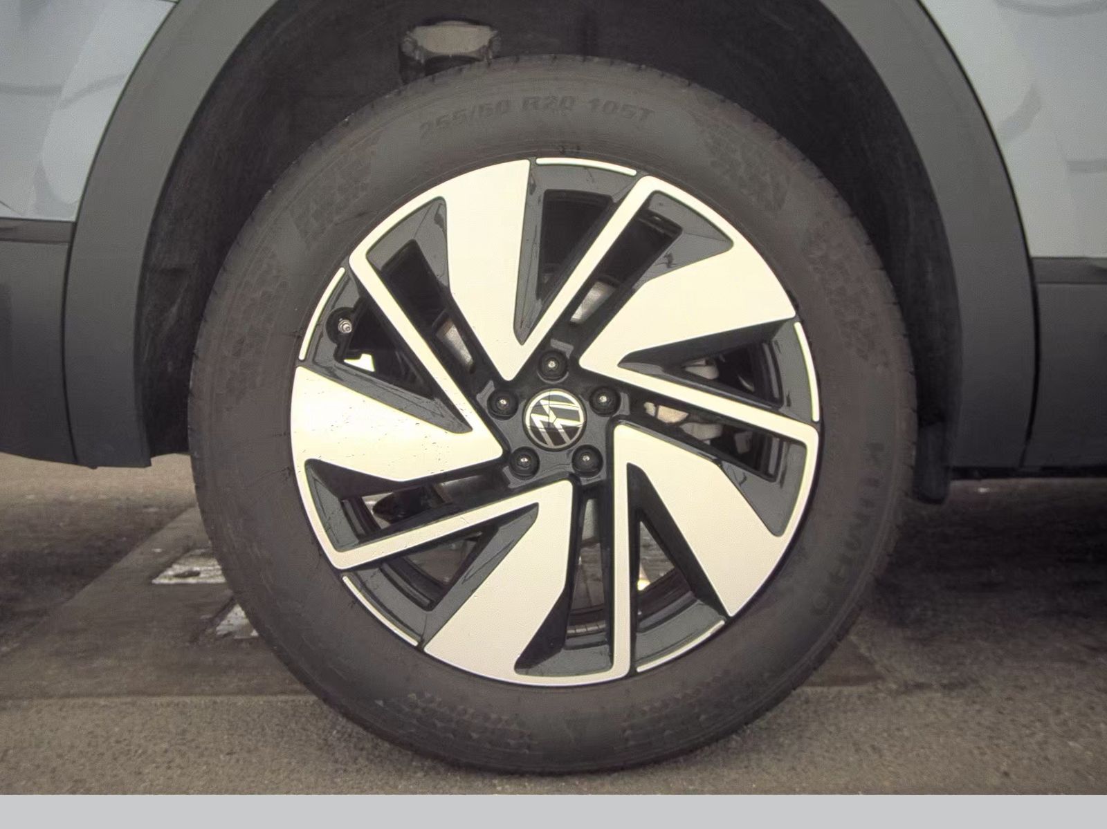 2025 Volkswagen Atlas 2.0T SE AWD