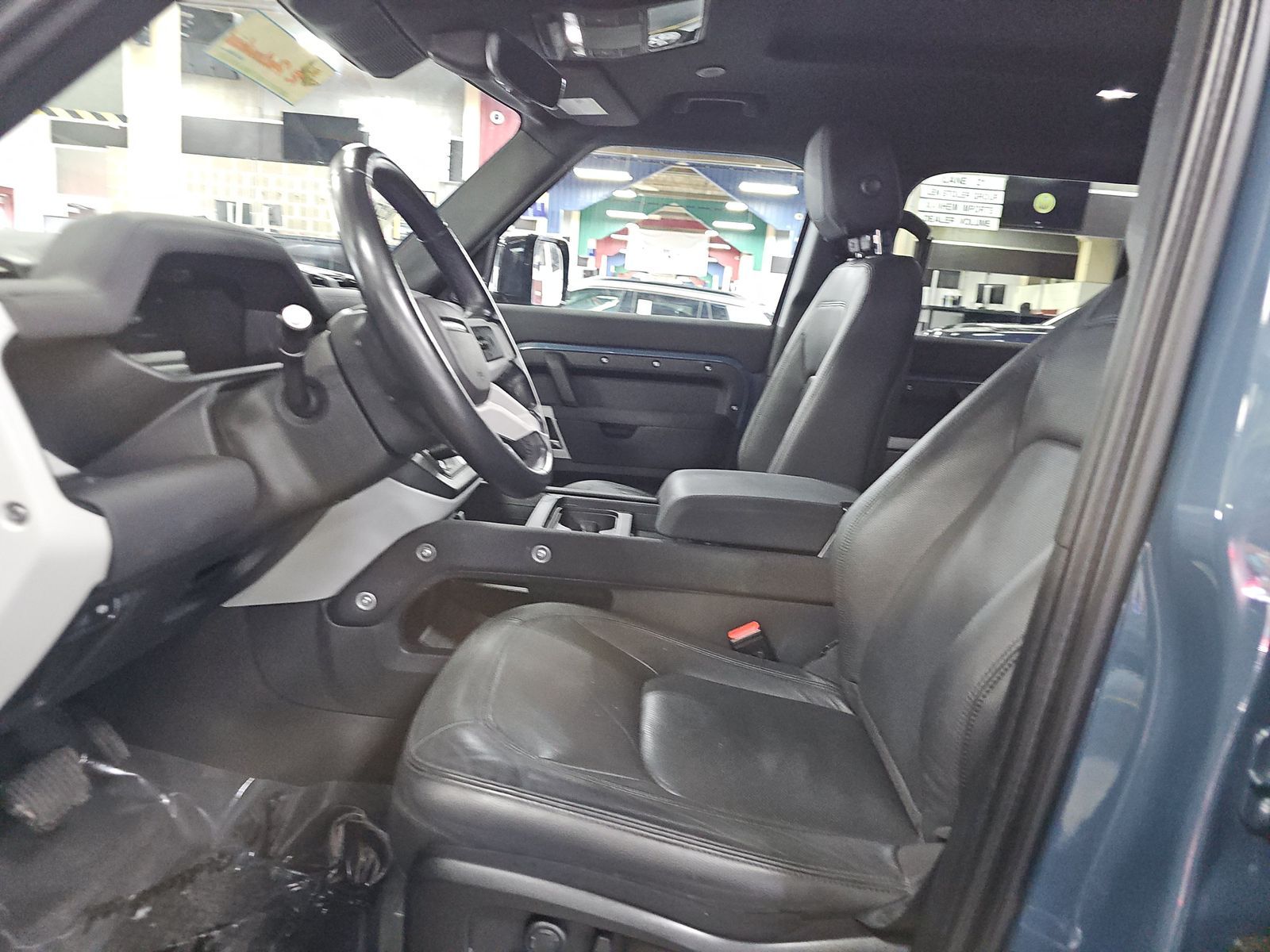 2023 Land Rover Defender 110 30th Anniversary Edition AWD