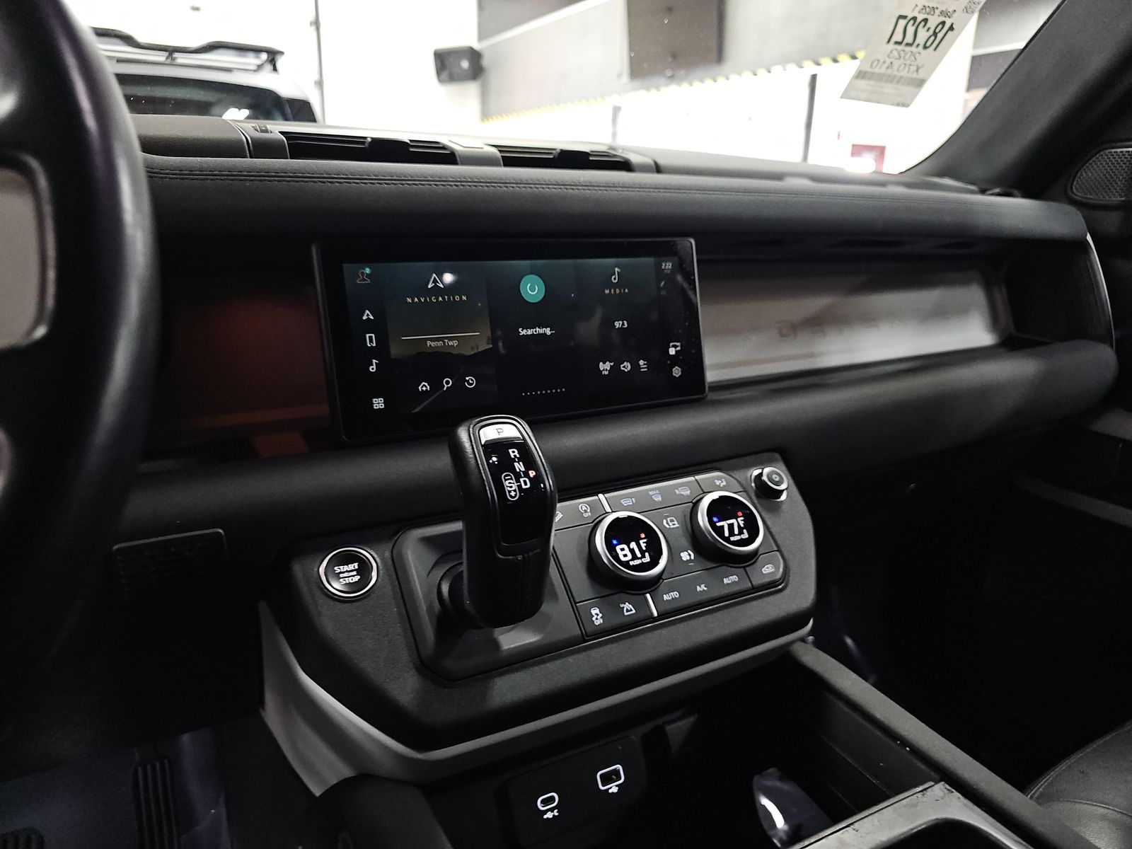 2023 Land Rover Defender 110 30th Anniversary Edition AWD