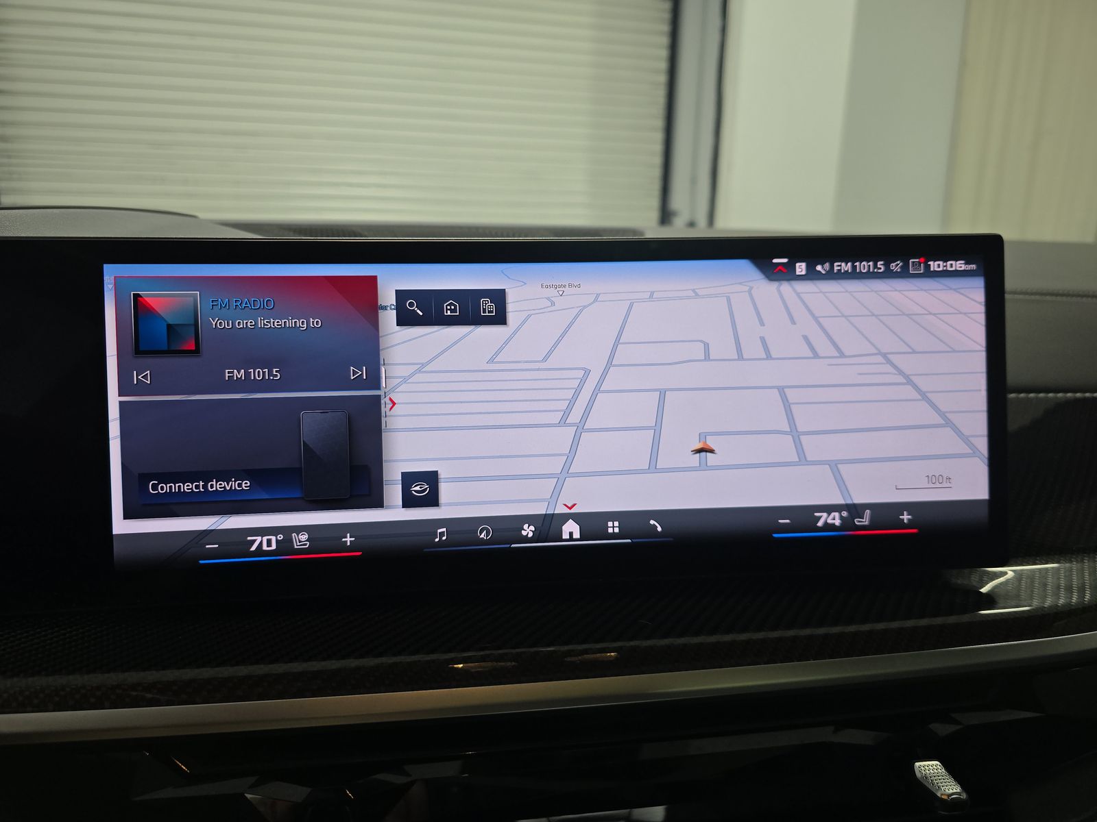 2025 BMW X7 M60i AWD