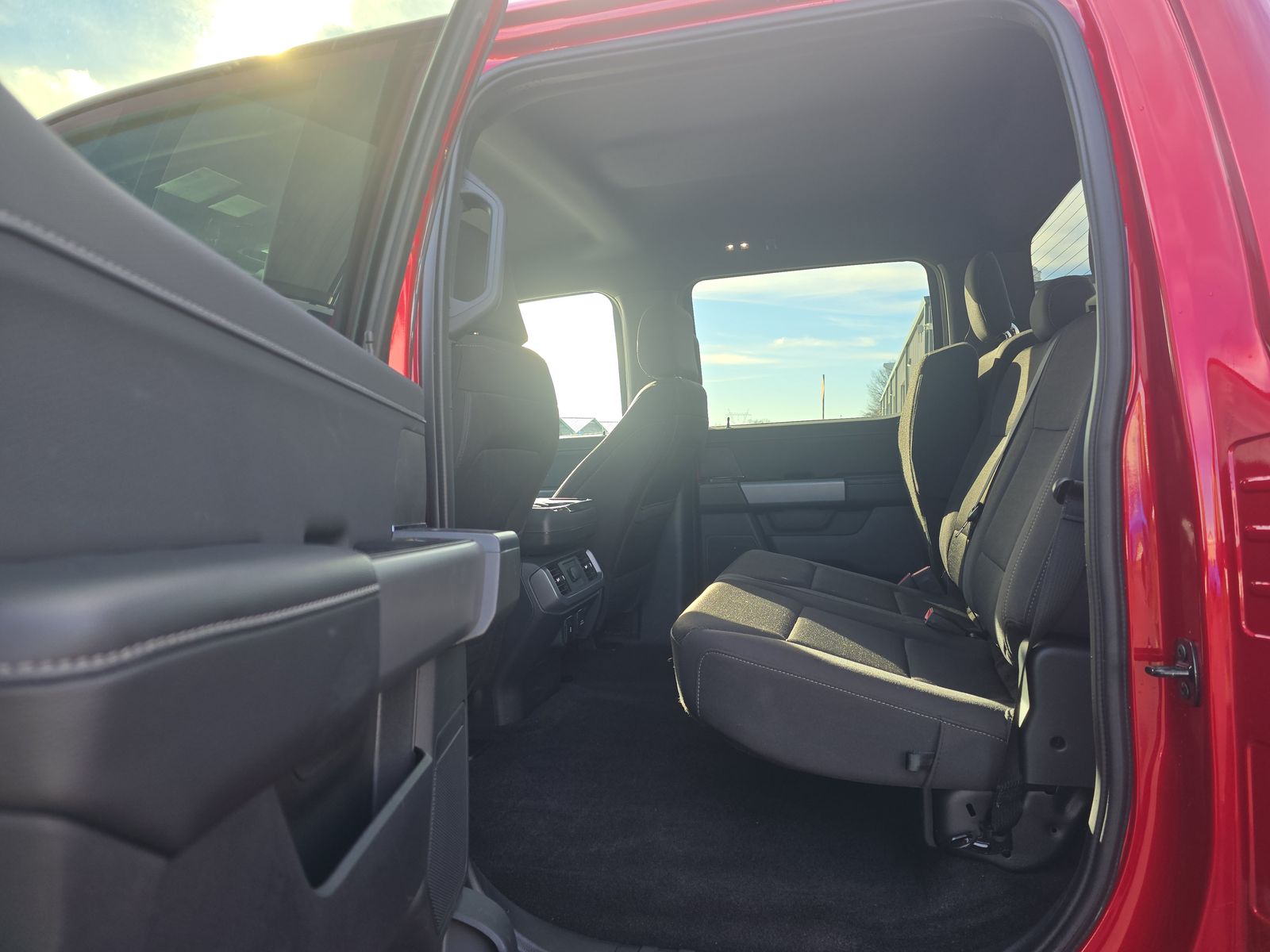 2025 Ford F-150 XLT AWD