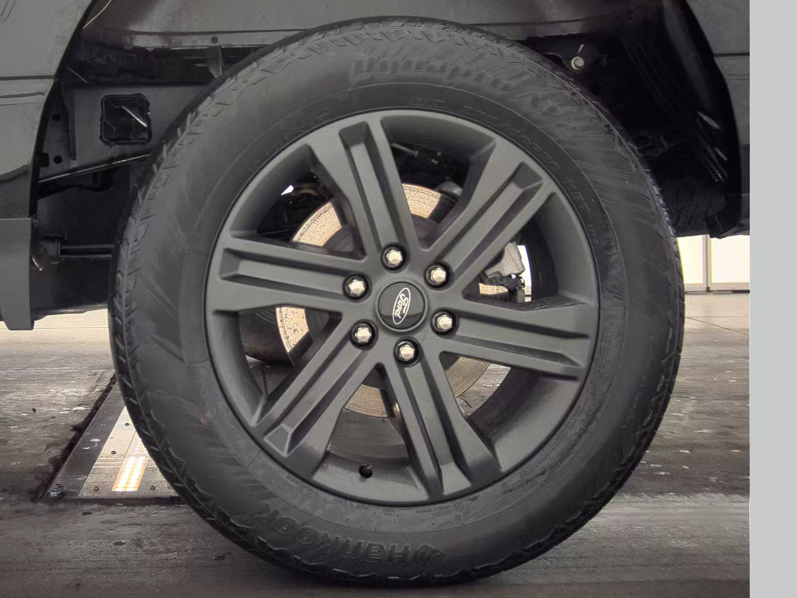 2023 Ford F-150 Hybrid Lariat AWD