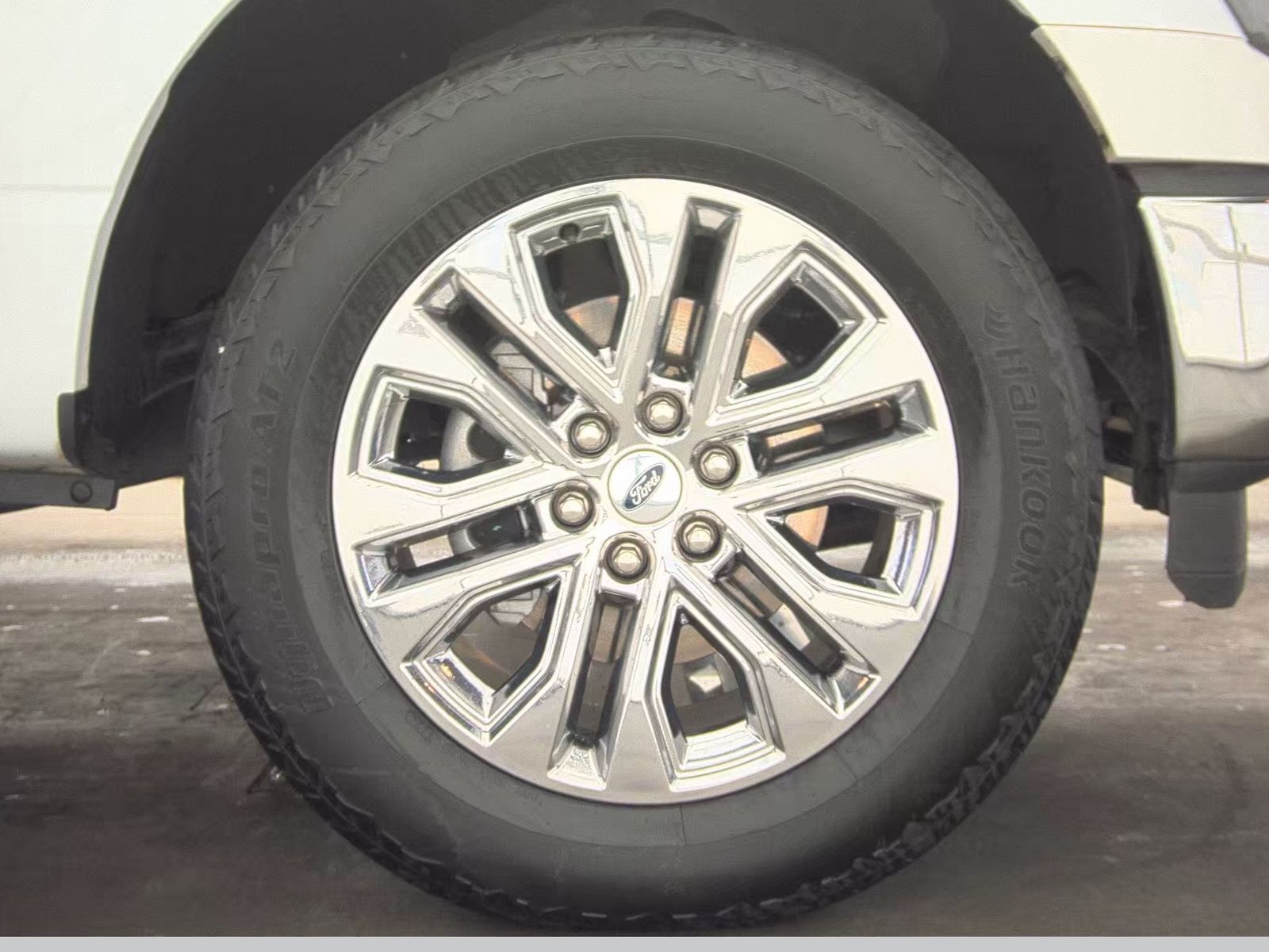 2024 Ford F-150 Lariat AWD