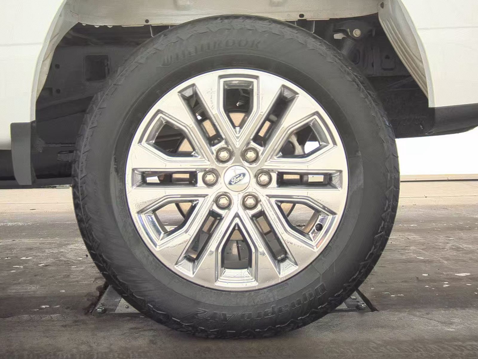 2024 Ford F-150 Lariat AWD