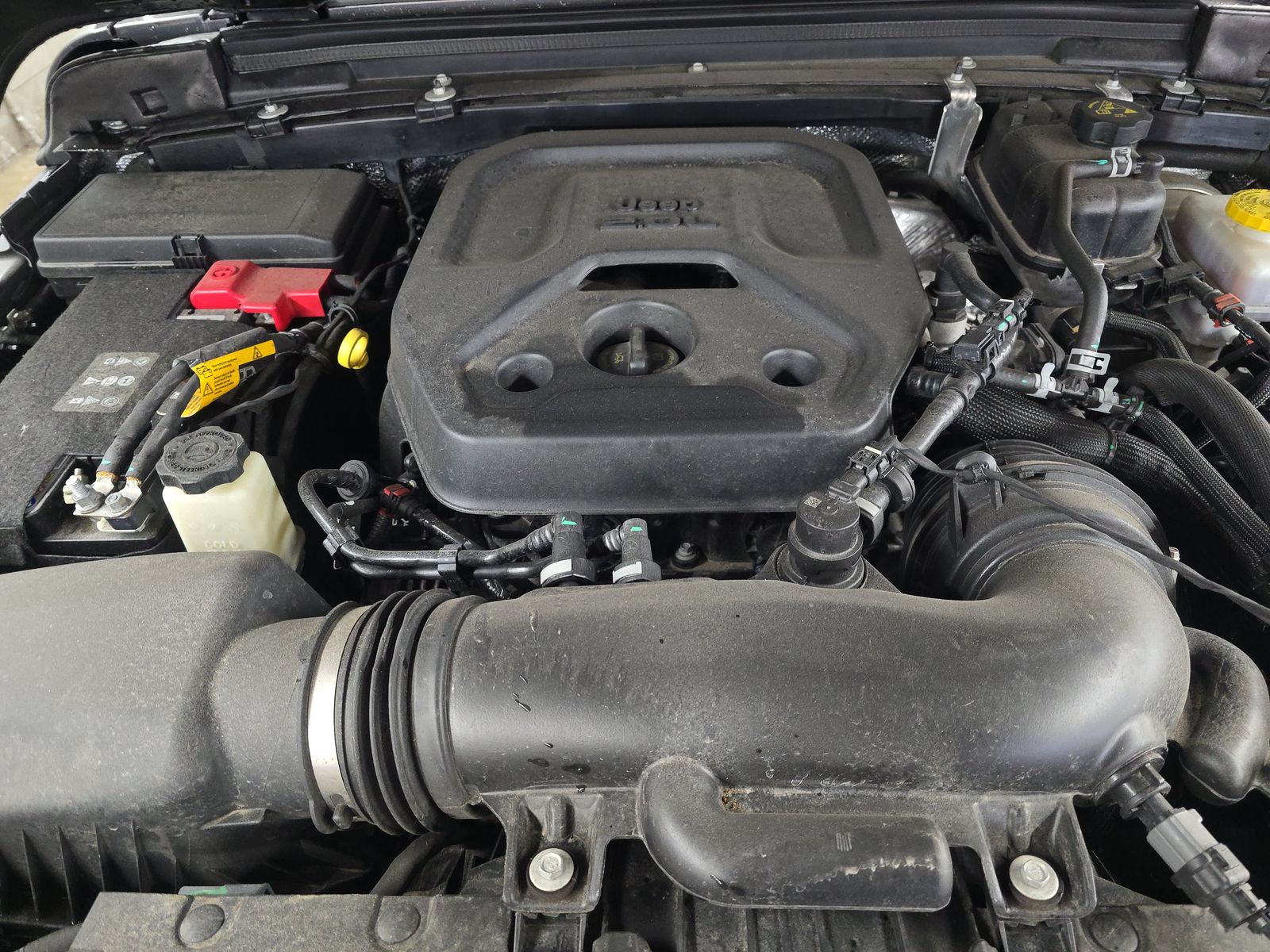 2025 Jeep Wrangler Sahara AWD